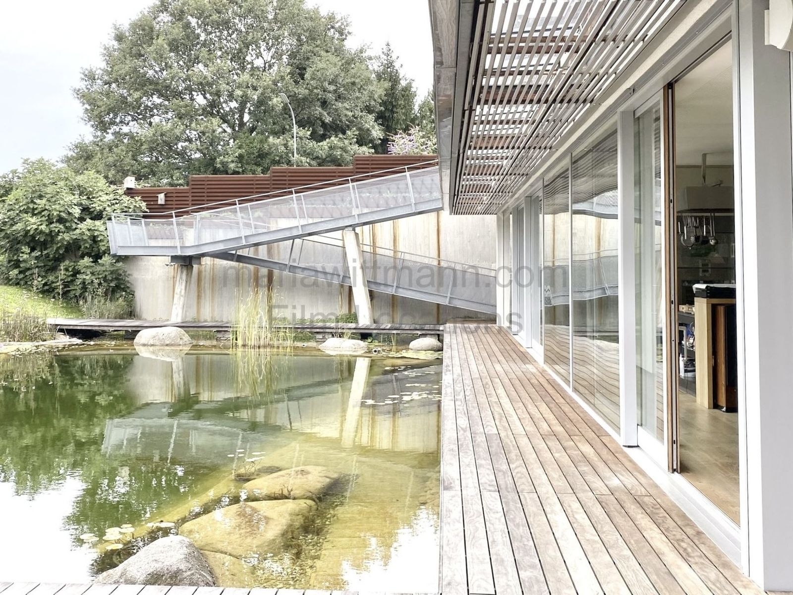 Location 256 - Cover Photo