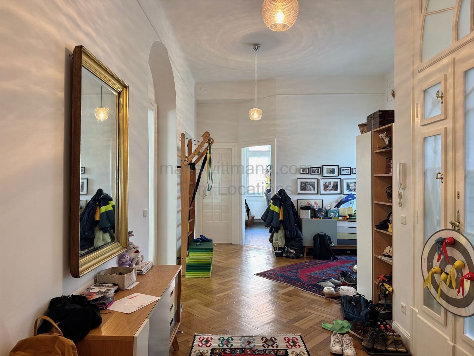 Location 490 - Photo 8