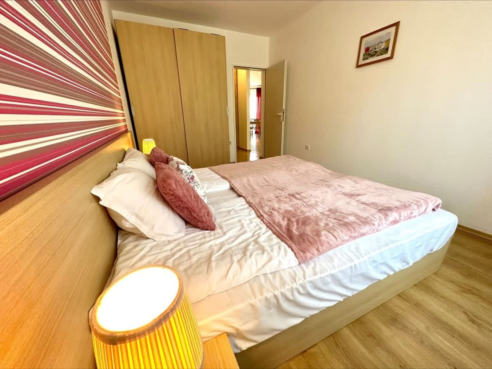 Cozy Aheloy  2 bed  Lux view - Photo 21