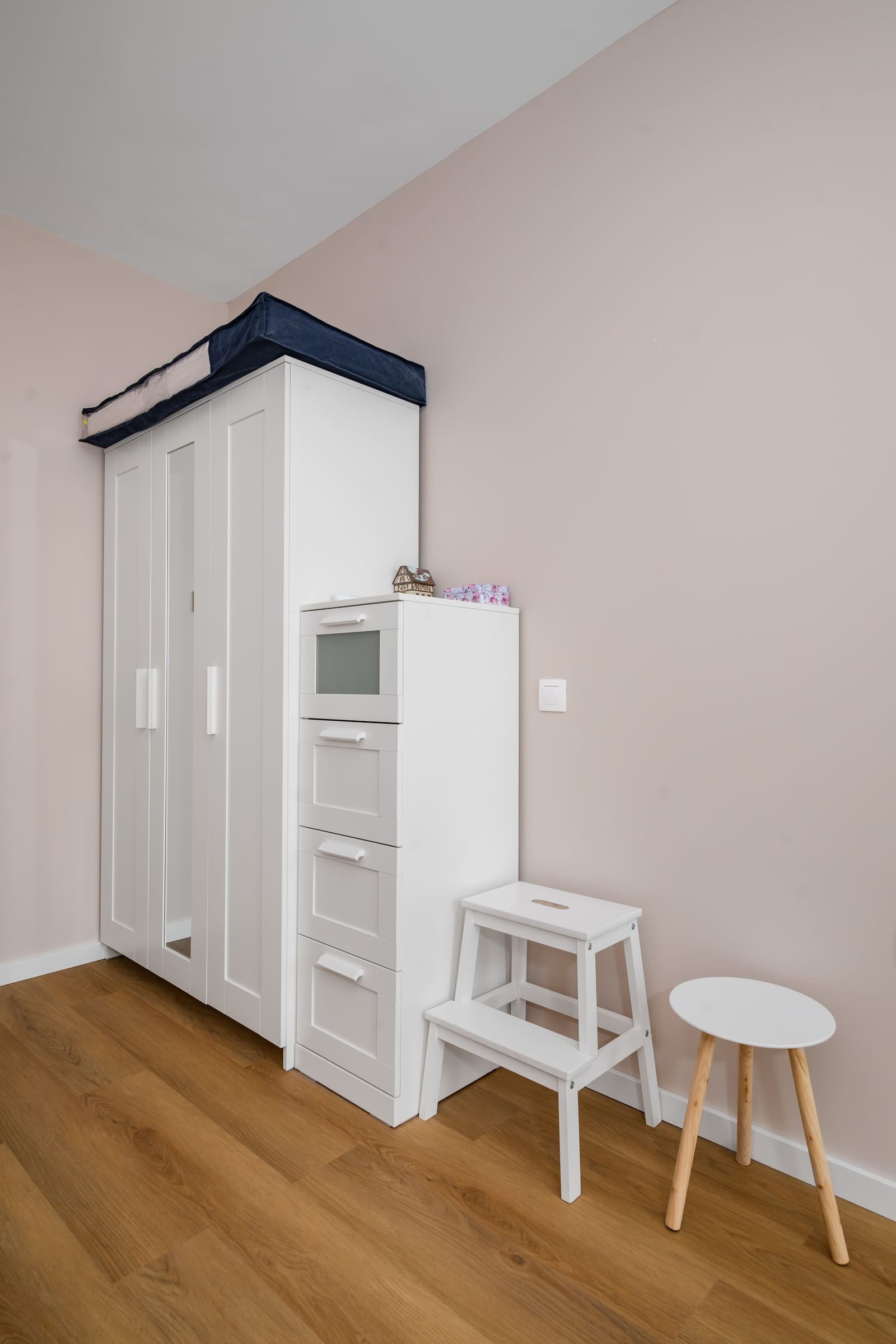 Spacious 2BR Apartment - Modern Design - Photo 6