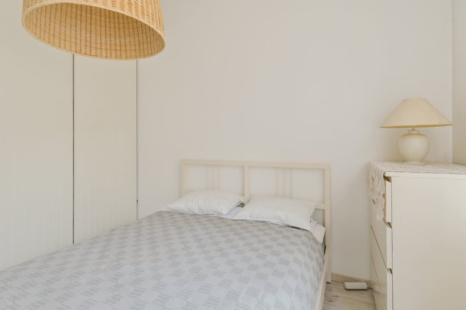 The Simple Place ~ Close to Slaveykov Square - Photo 26