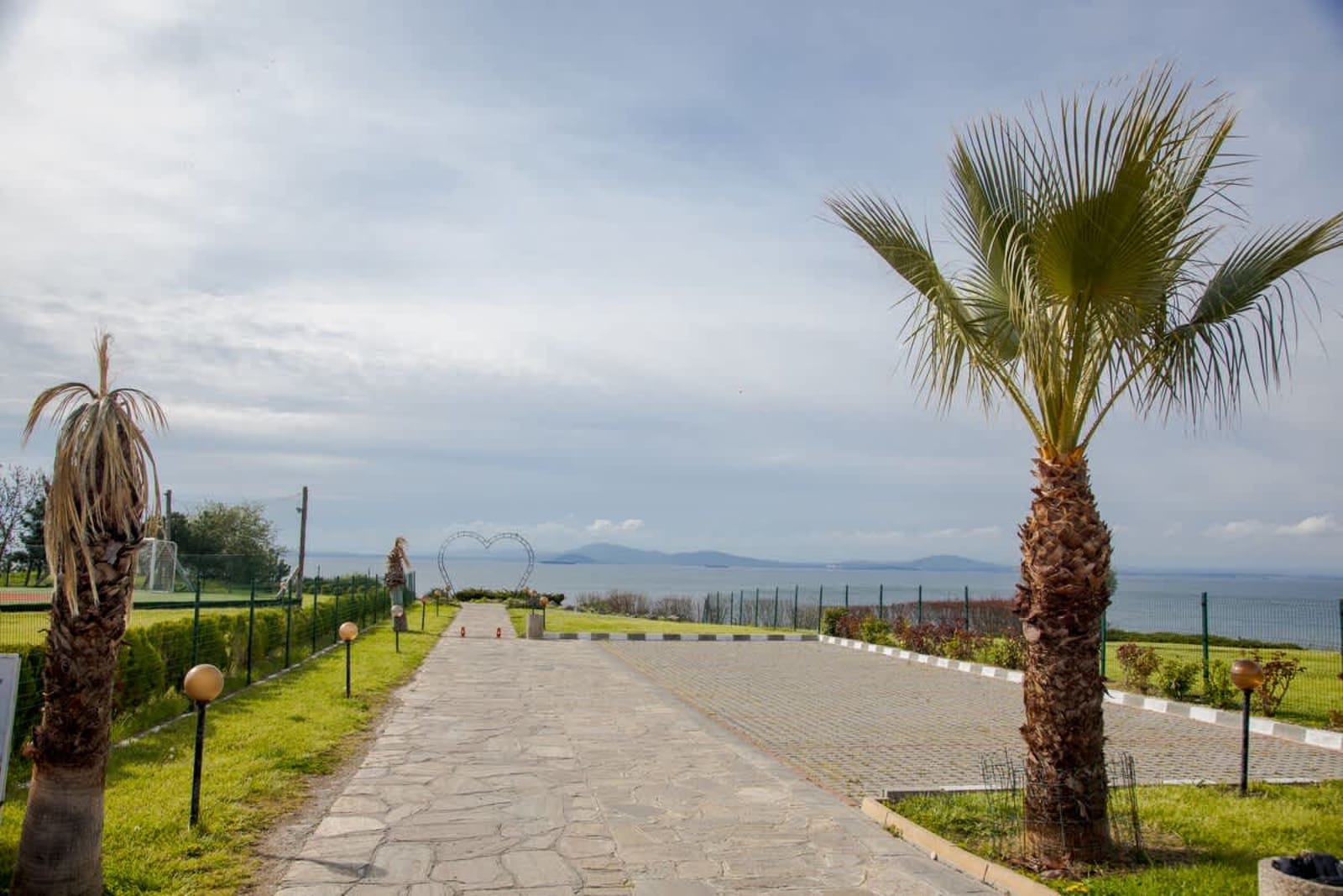 Clara Studio at an Irish run family hotel - Photo 27