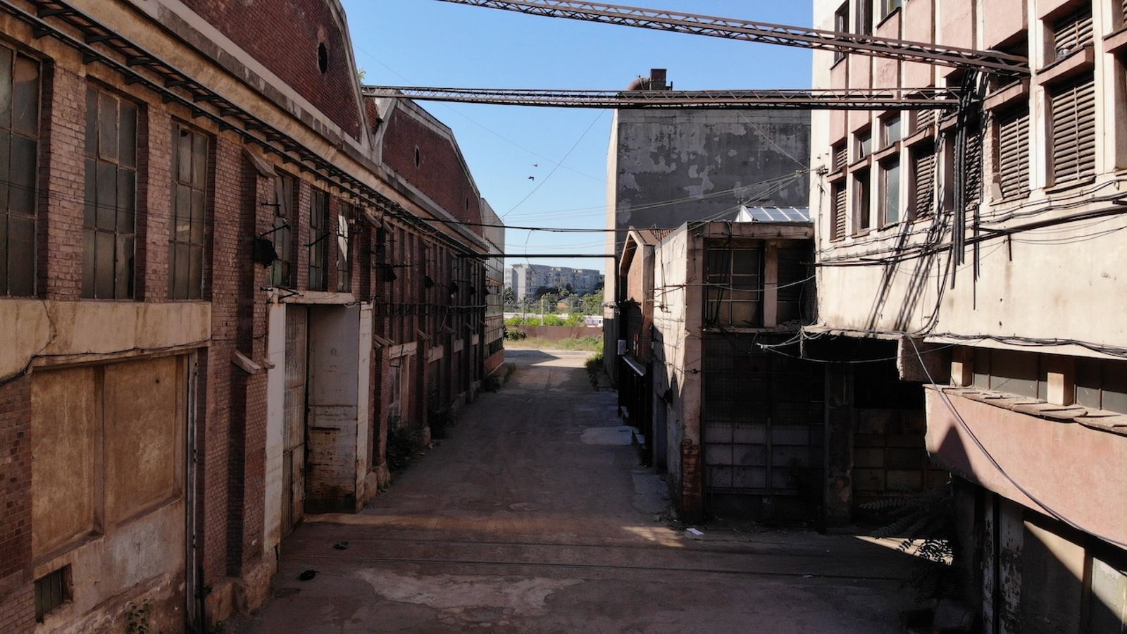 Abandoned Factory Bucharest - Photo 23