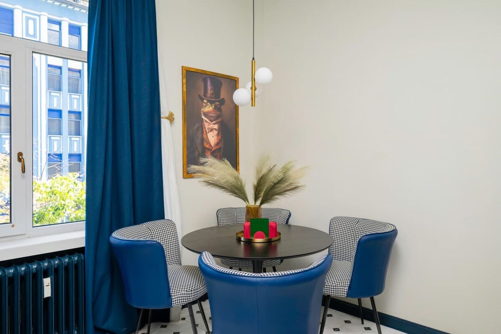 Royal Retreat - Your central designer spot - Photo 10