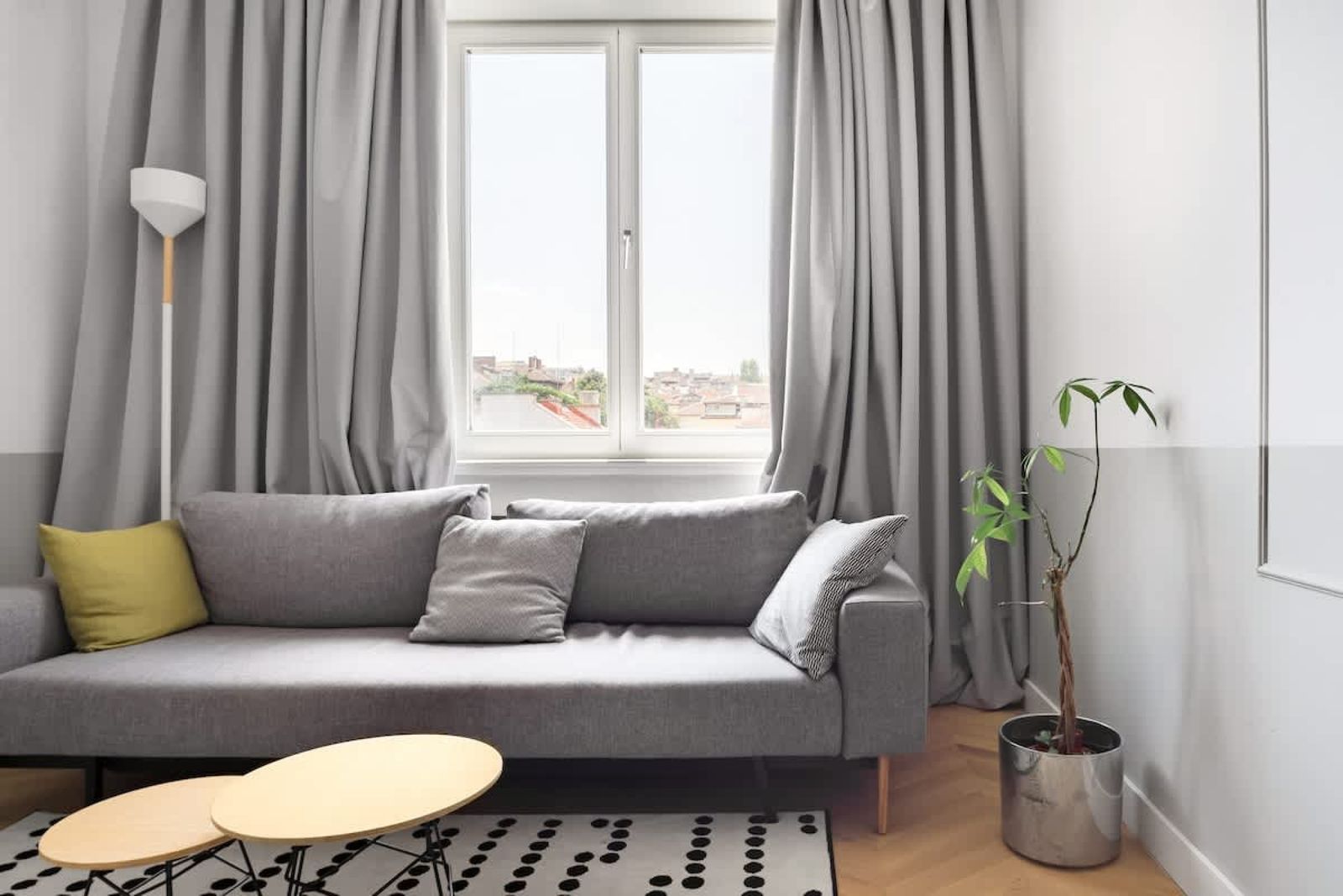 Bright 1BD Flat with Balcony in City Center Sofia - Photo 17