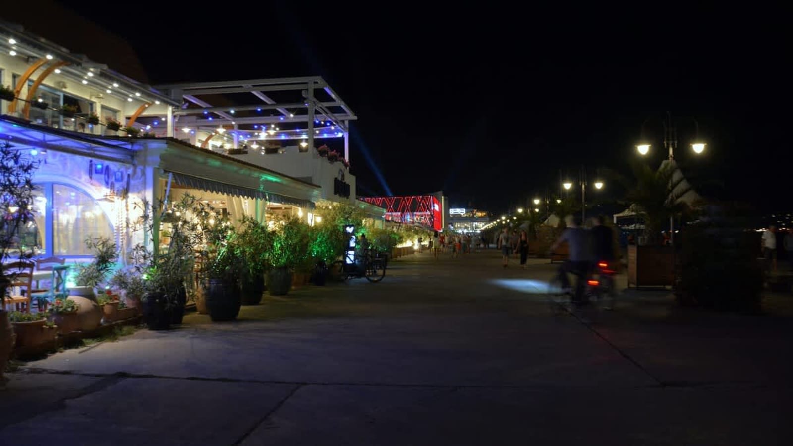 Unbeatable Location: New Lux Apartment Varna beach - Photo 50