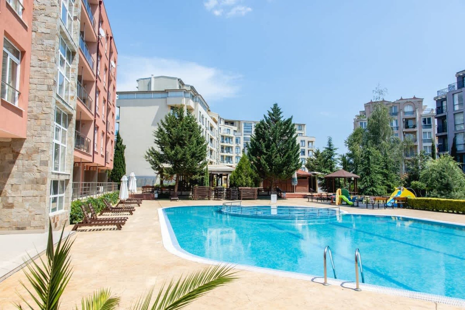 Compact studio with indoor pool near Cacao Beach - Photo 16