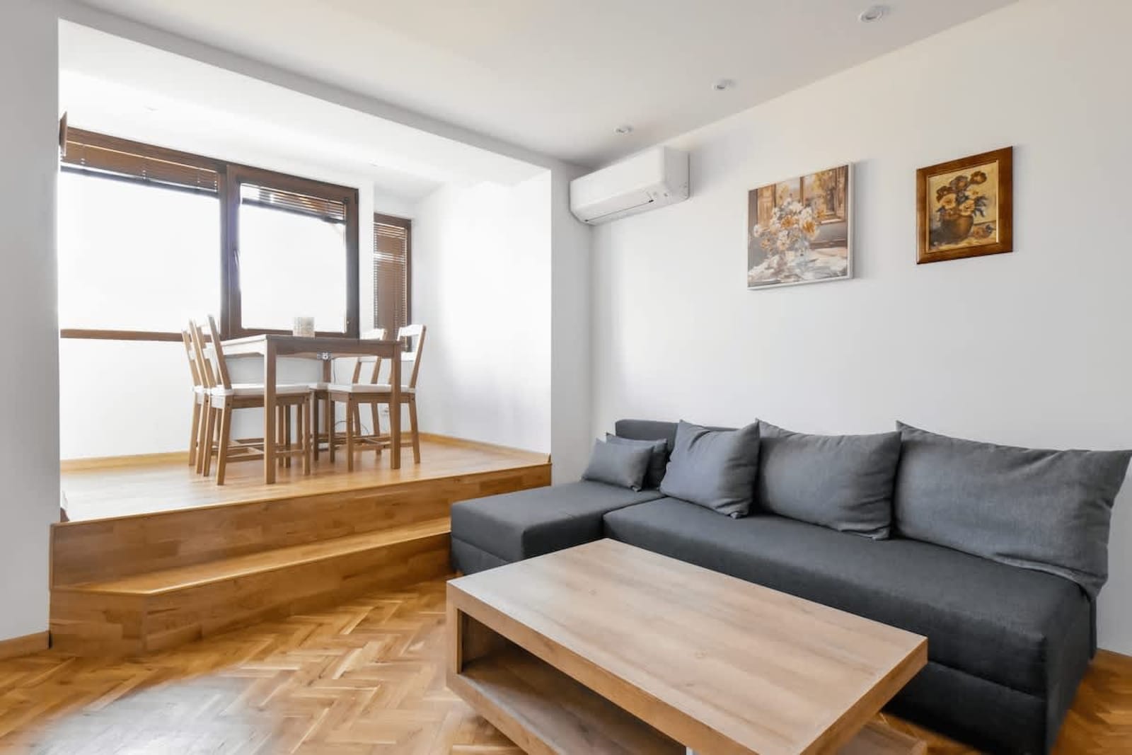 Split-Level City Stay with Balcony - Photo 6