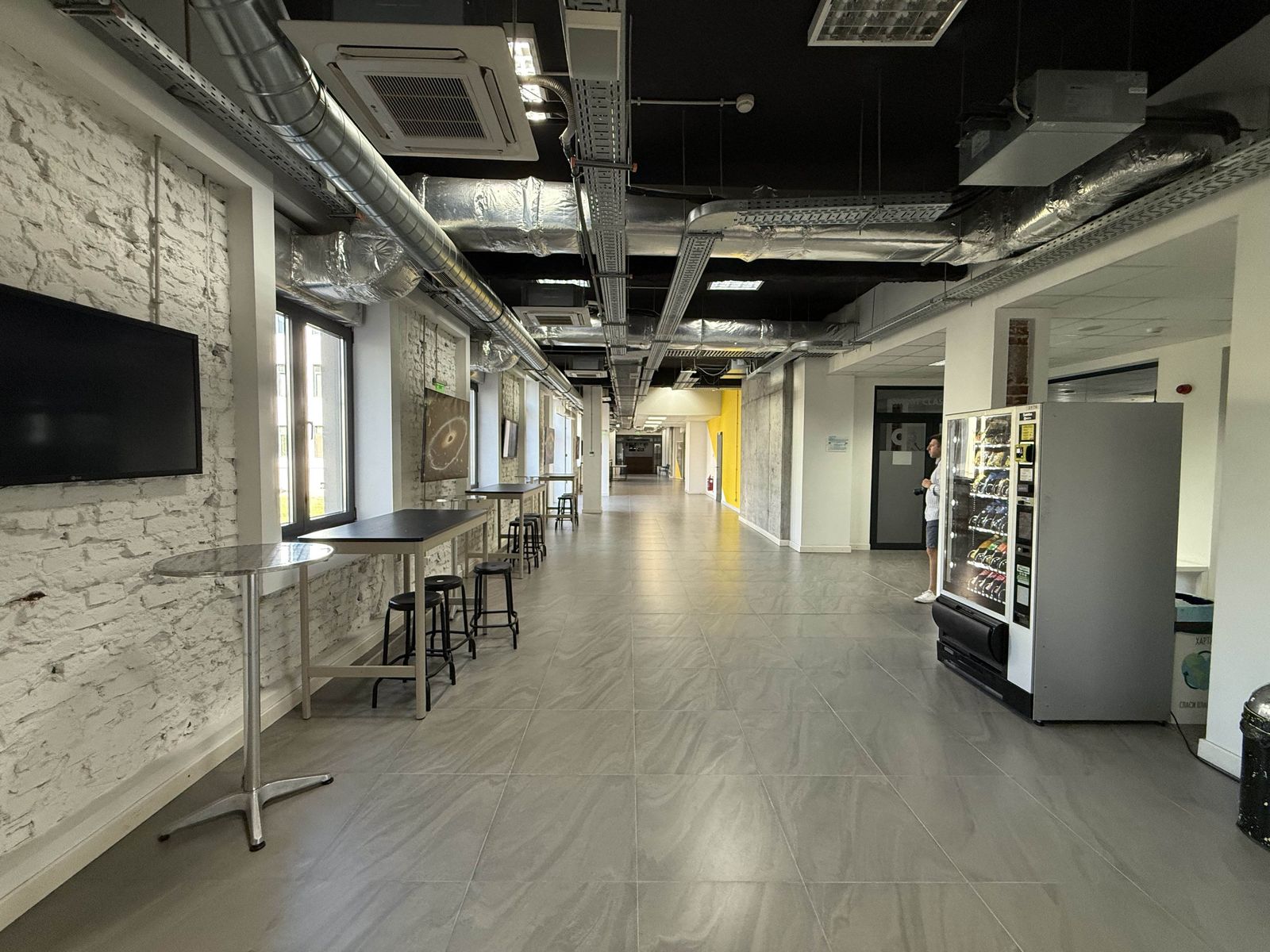 Cozy Conference Room in Sofia - Cover Photo