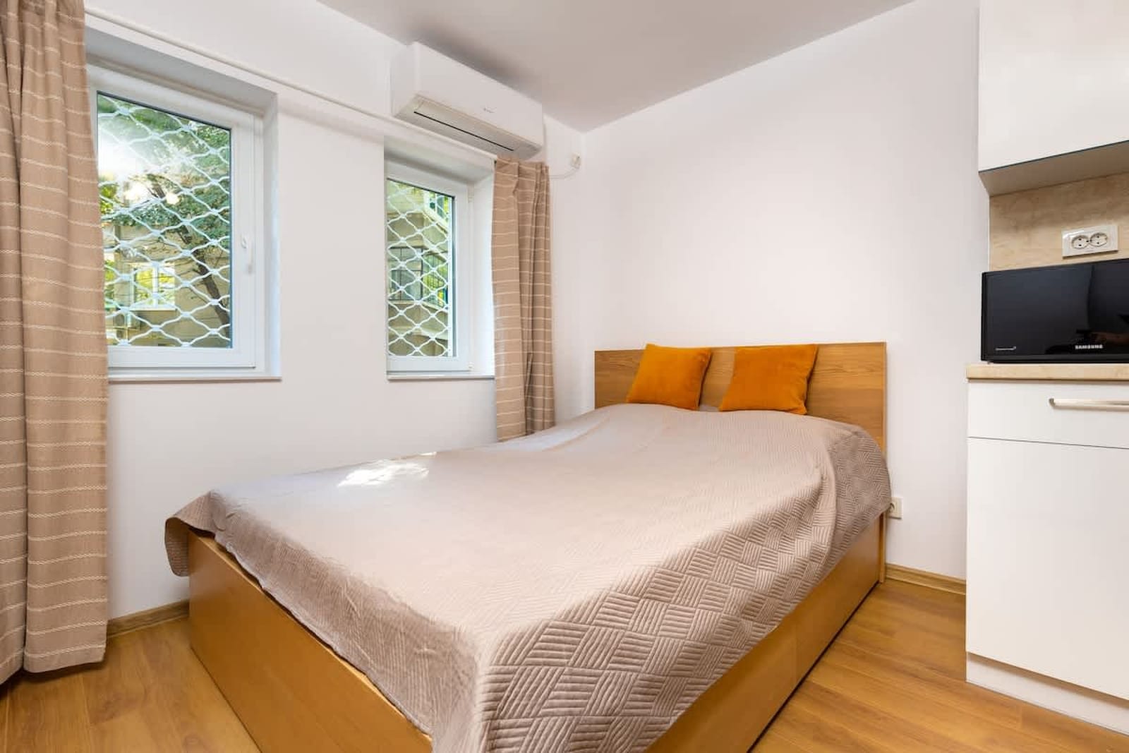 Nice Studio in the Heart of Plovdiv - Photo 2