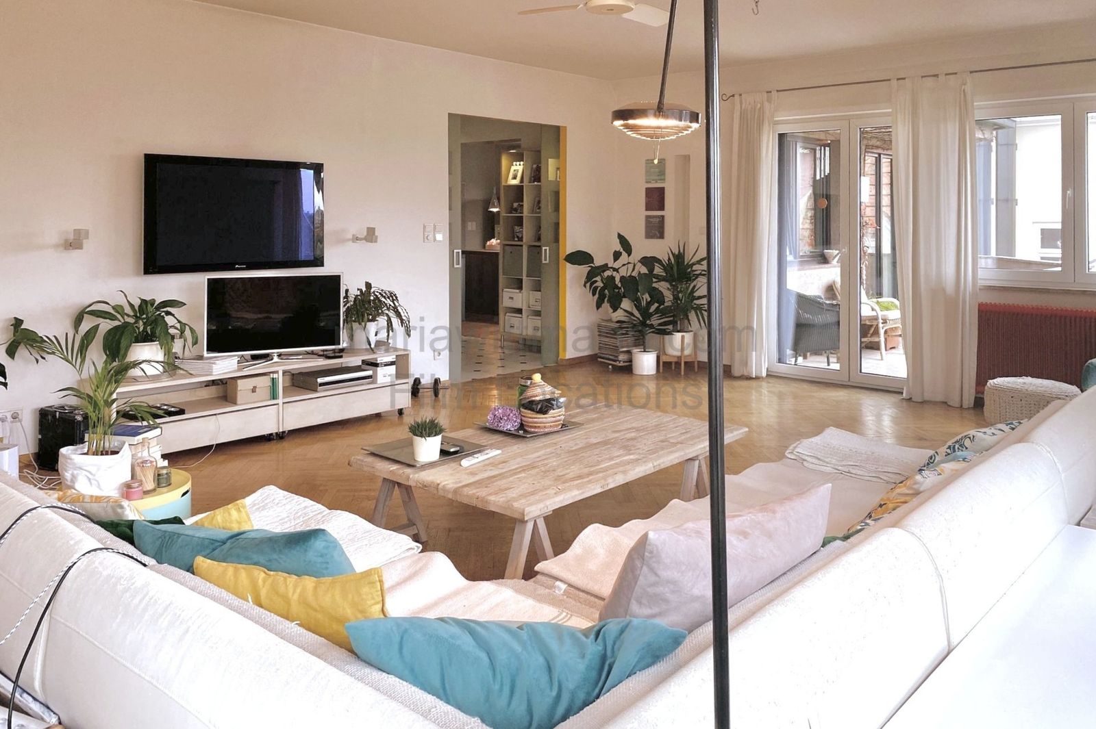 Location 240 - Photo 8