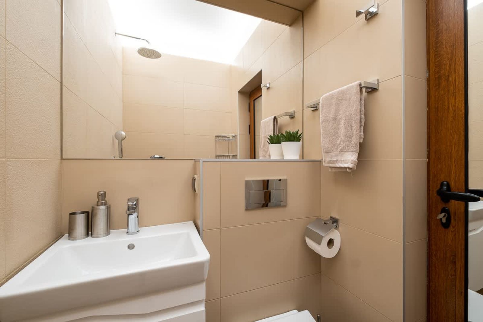 Bohemia - New Apartment with Stylish Design - Photo 15