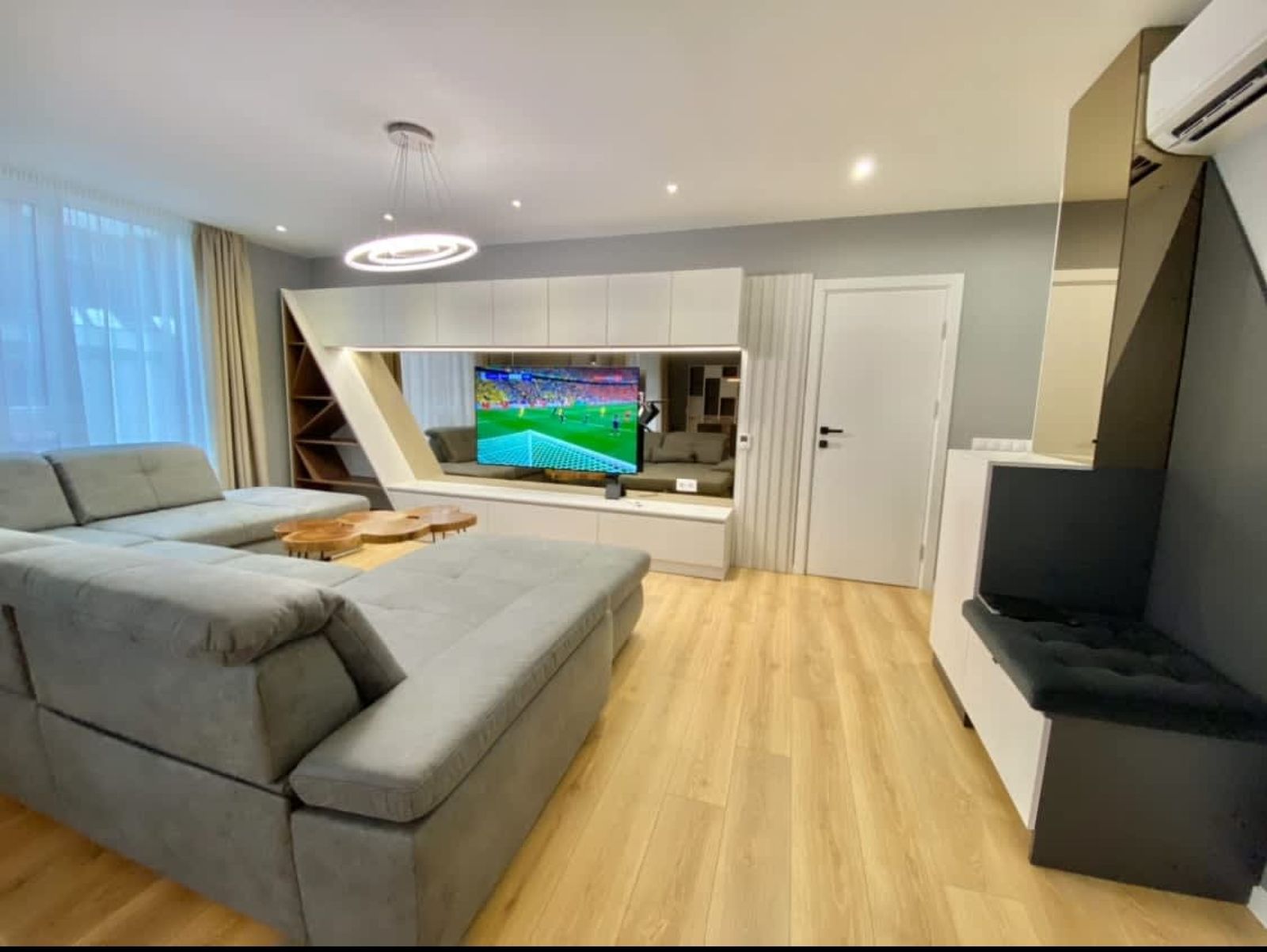 Gran Capital - Mountain View, Free Parking - Photo 9