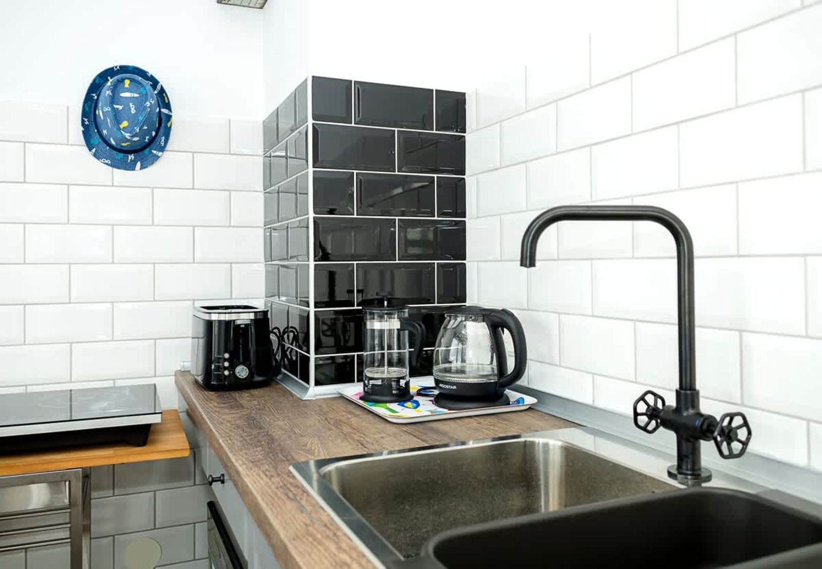 Urban &amp; Cozy Escape - 1BR Flat near GrandMallVarna - Photo 5