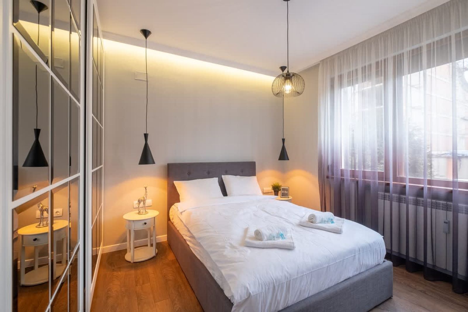 Designer &amp; Cozy 2BD Flat In the city center - Photo 23