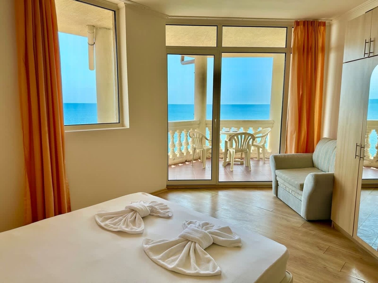 Atrium  Apartment with Sea View - Photo 28