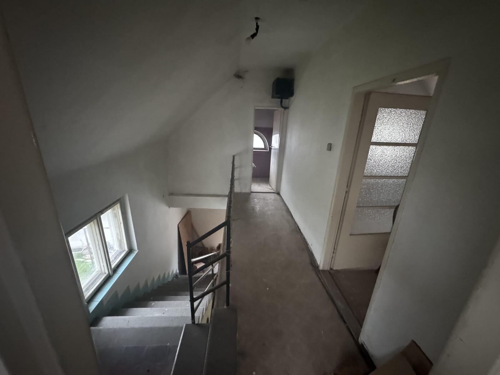 Old horor house - Photo 12