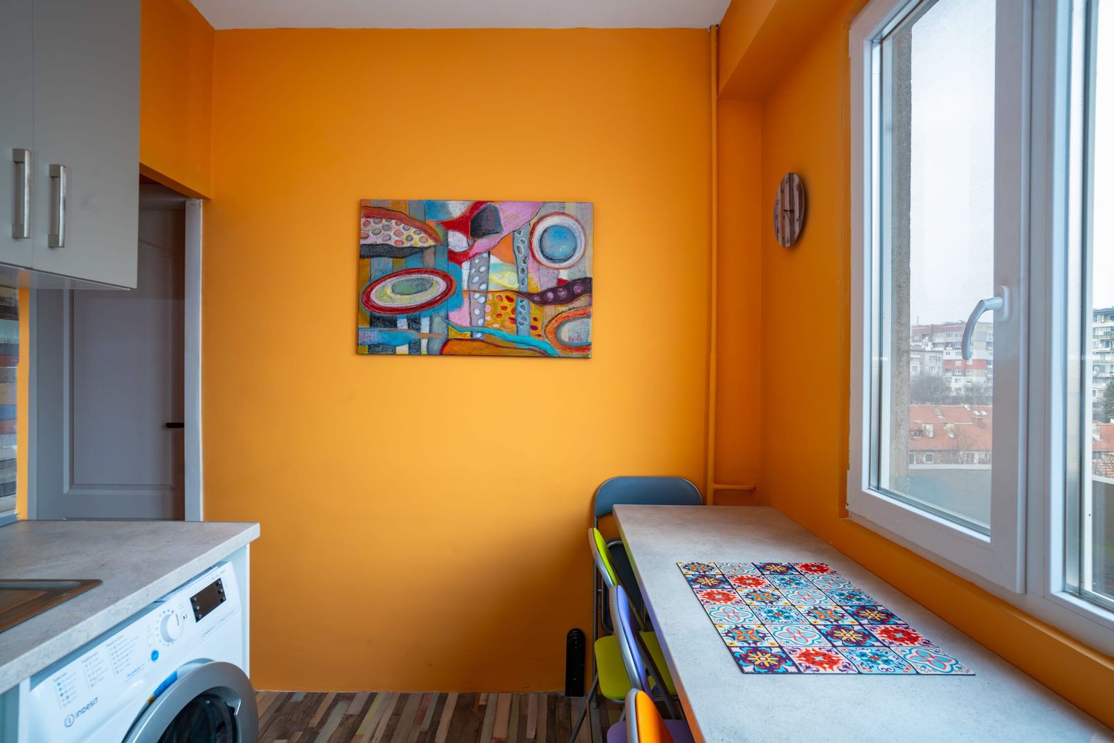 Life in Colours - Artistic 1BD Apartment - Photo 12