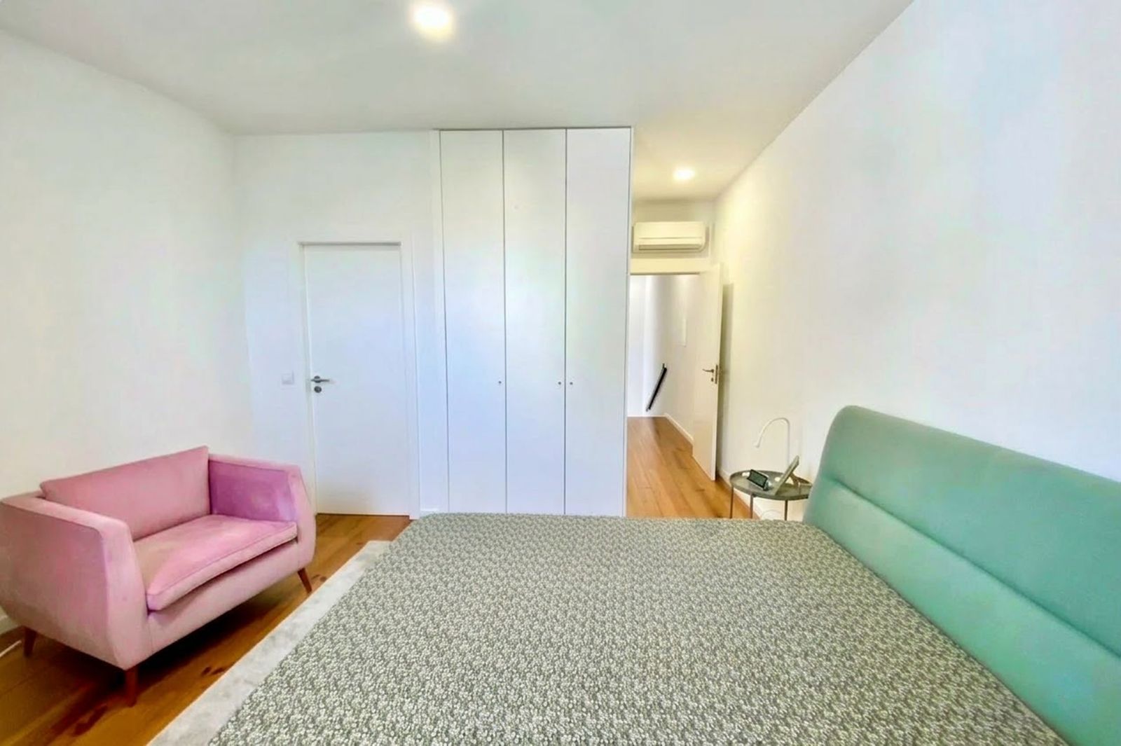 2 BDR &amp; 2 BTHR Duplex with 2 balconies - Photo 11