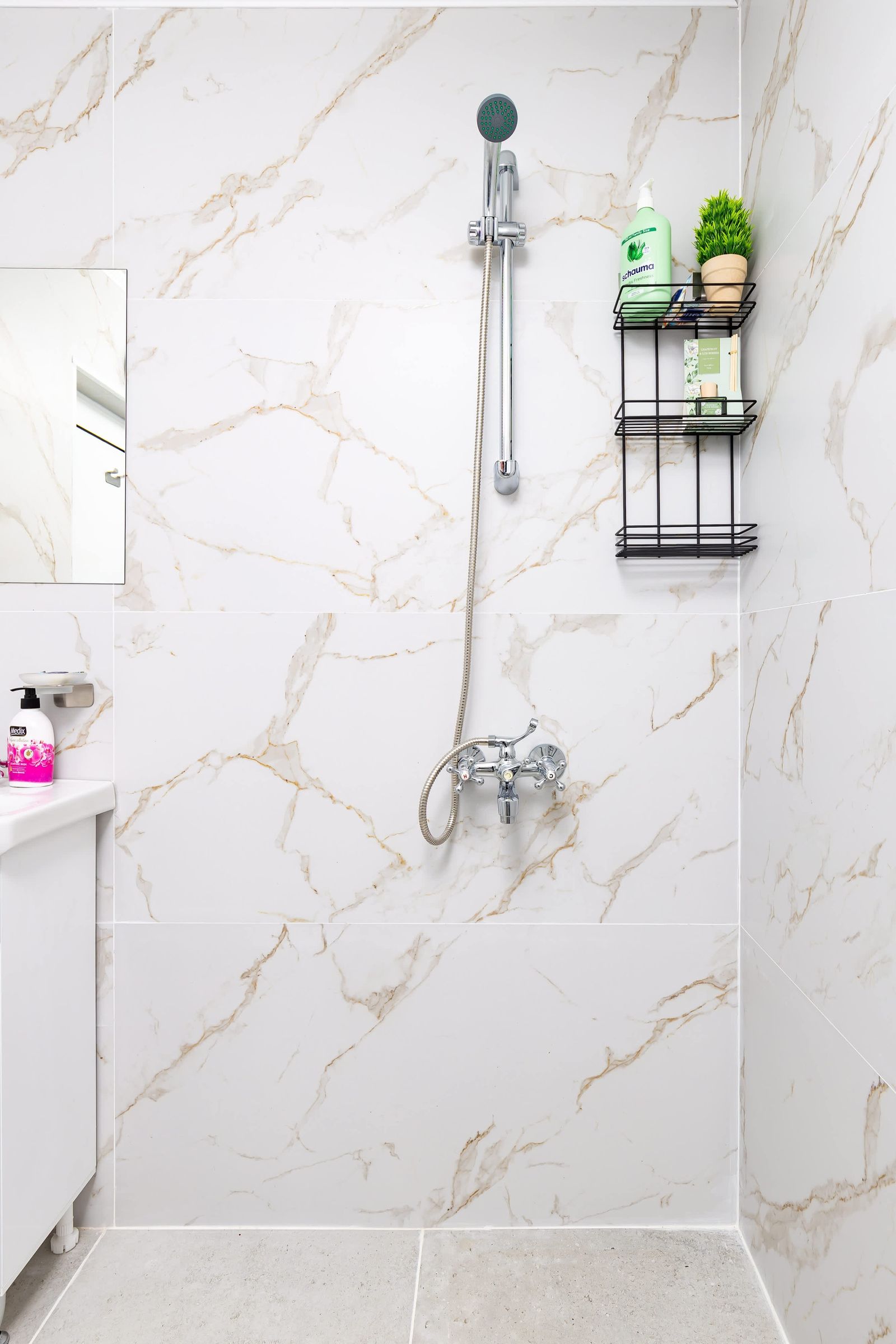 Bright and modern 1BD in Plovdiv - Photo 24