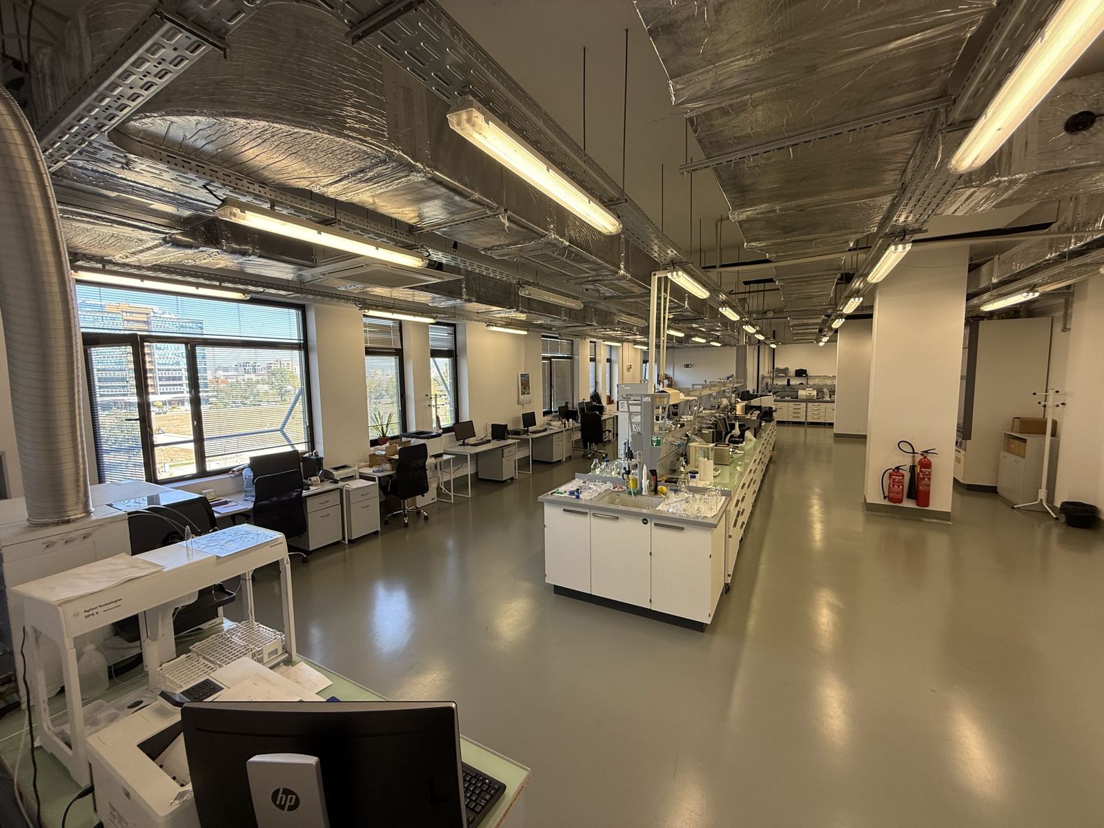 Modern Laboratory with a foyer in Sofia Bulgaria - Photo 54