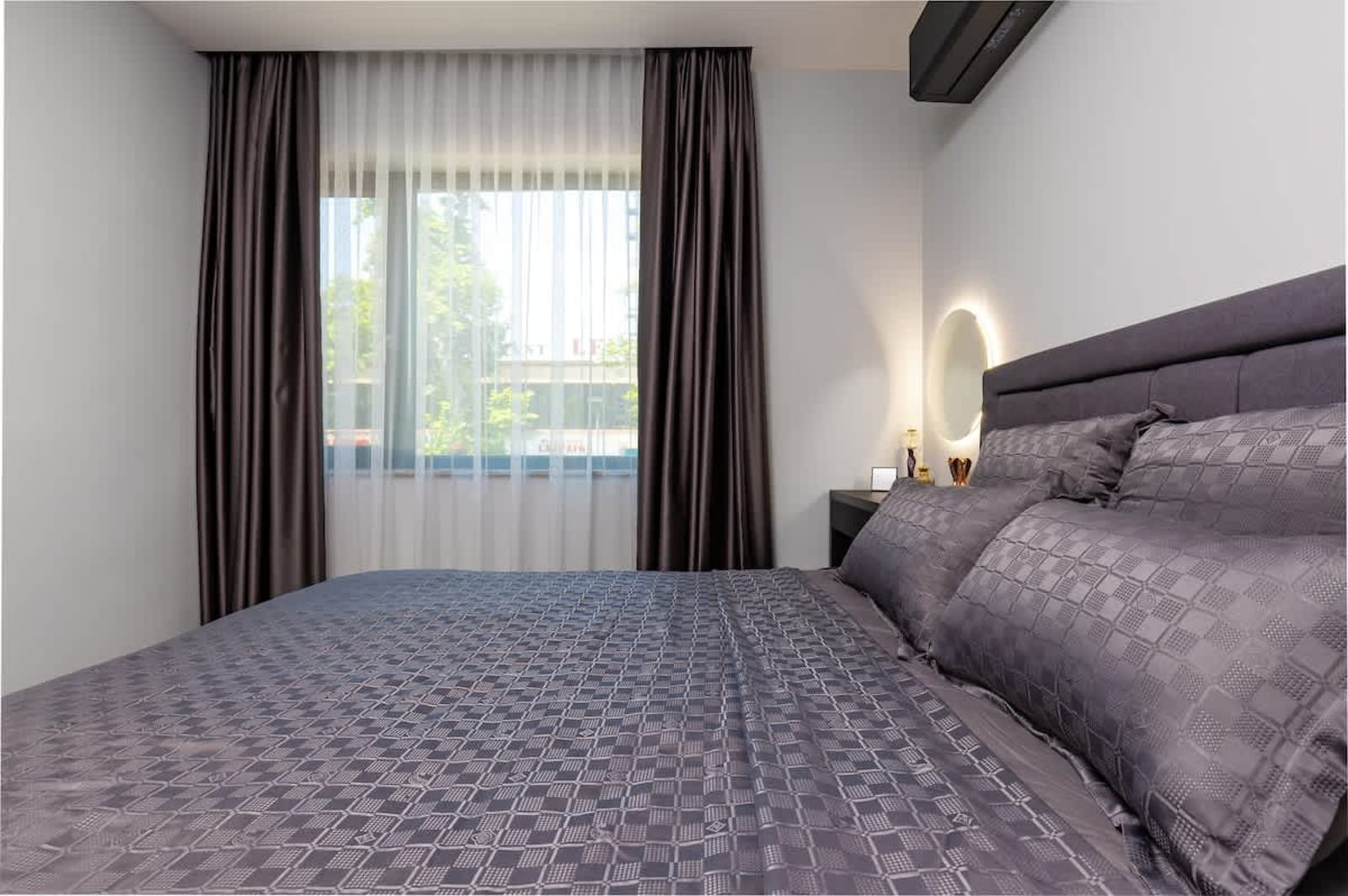 Happy People Plovdiv - Grey 1-BD Apartment - Photo 14