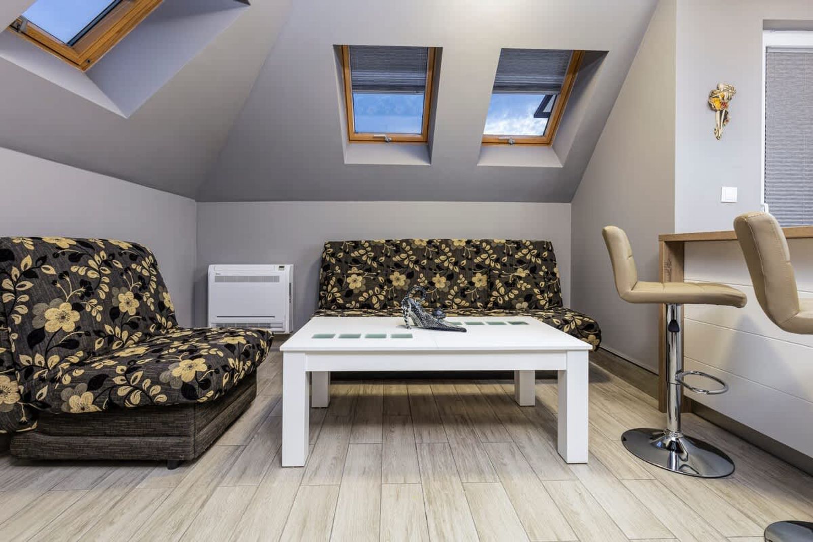 Beautiful 1BD Apartment with a Parking Spot - Photo 9