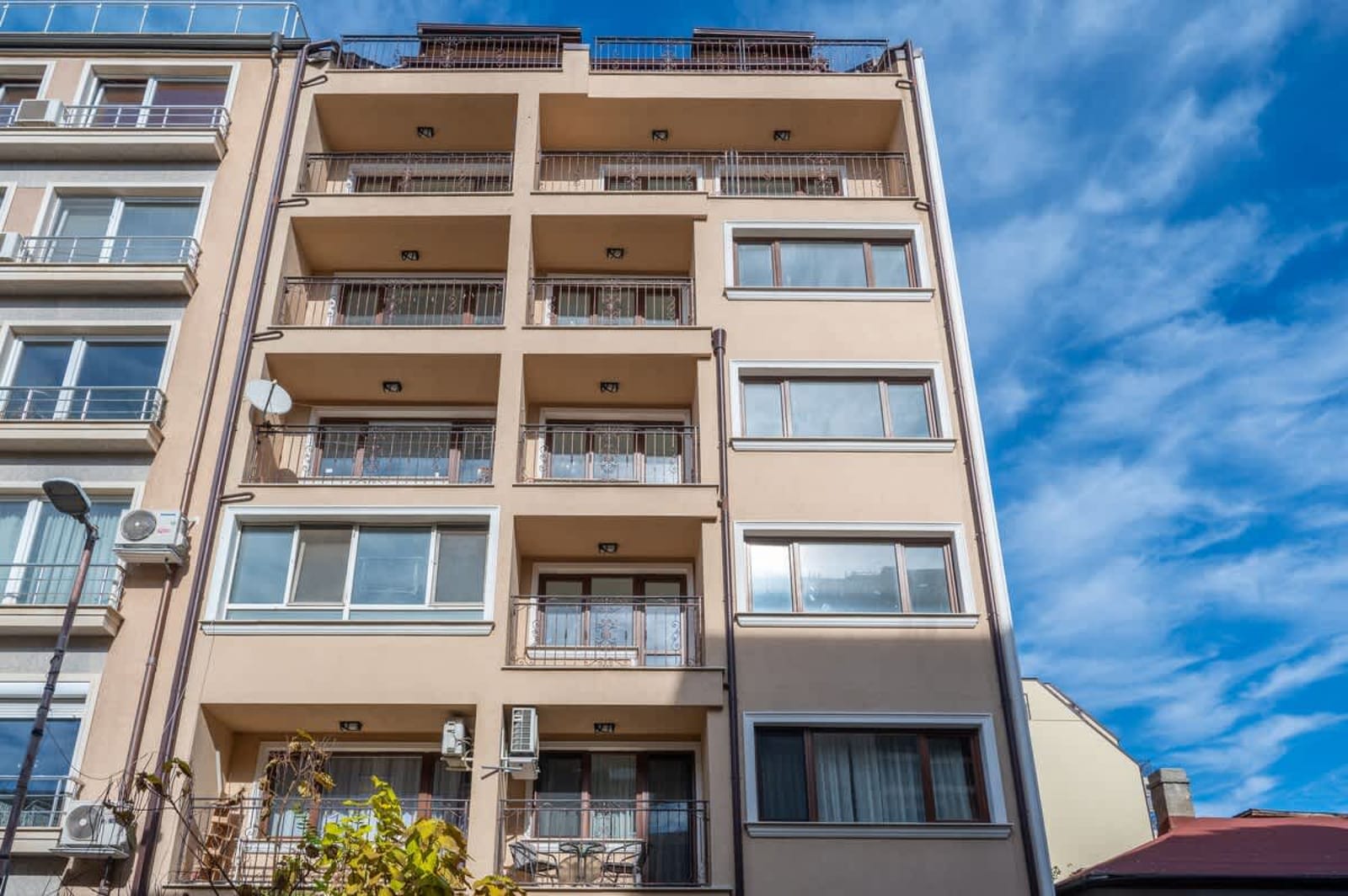 Skyline Studio - Photo 5