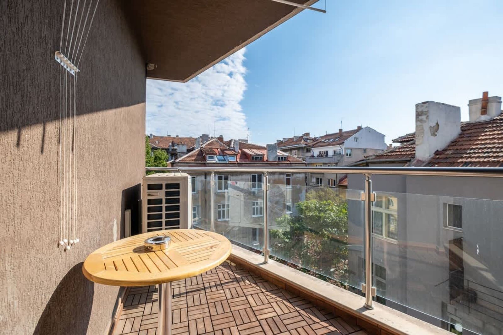 High-end Designer Aprt - AC &amp; Lift &amp; Balcony - Photo 32