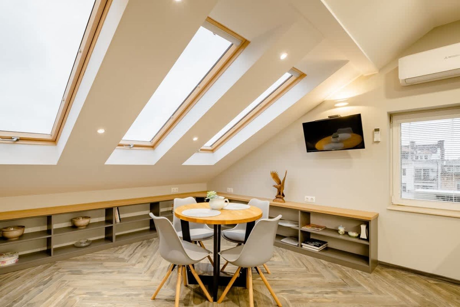 Lofty - 1 bedroom apartment in the heart of Sofia - Photo 6