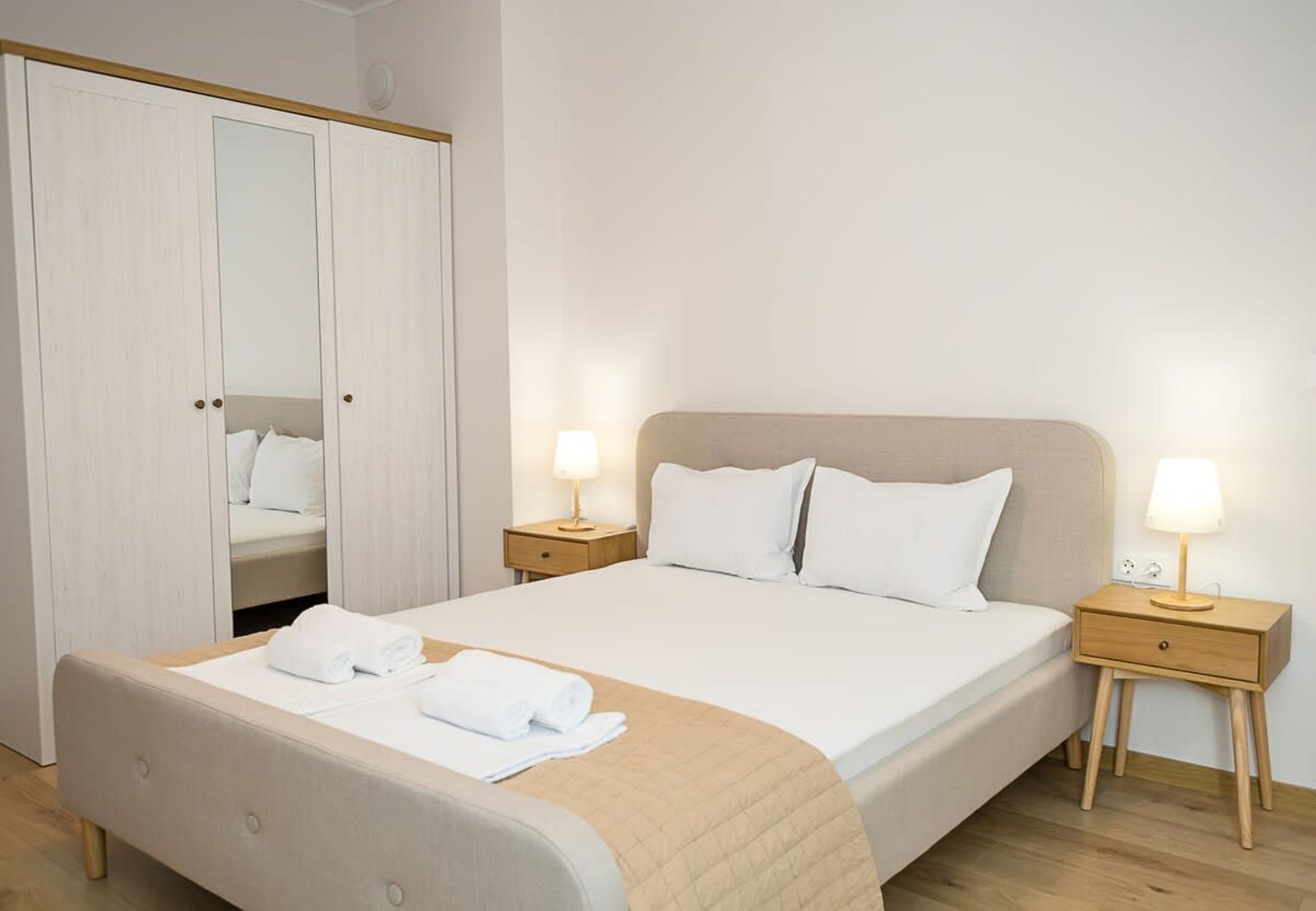 Private Villa with 5BD, Pool &amp; Stunning Sea Views - Photo 18