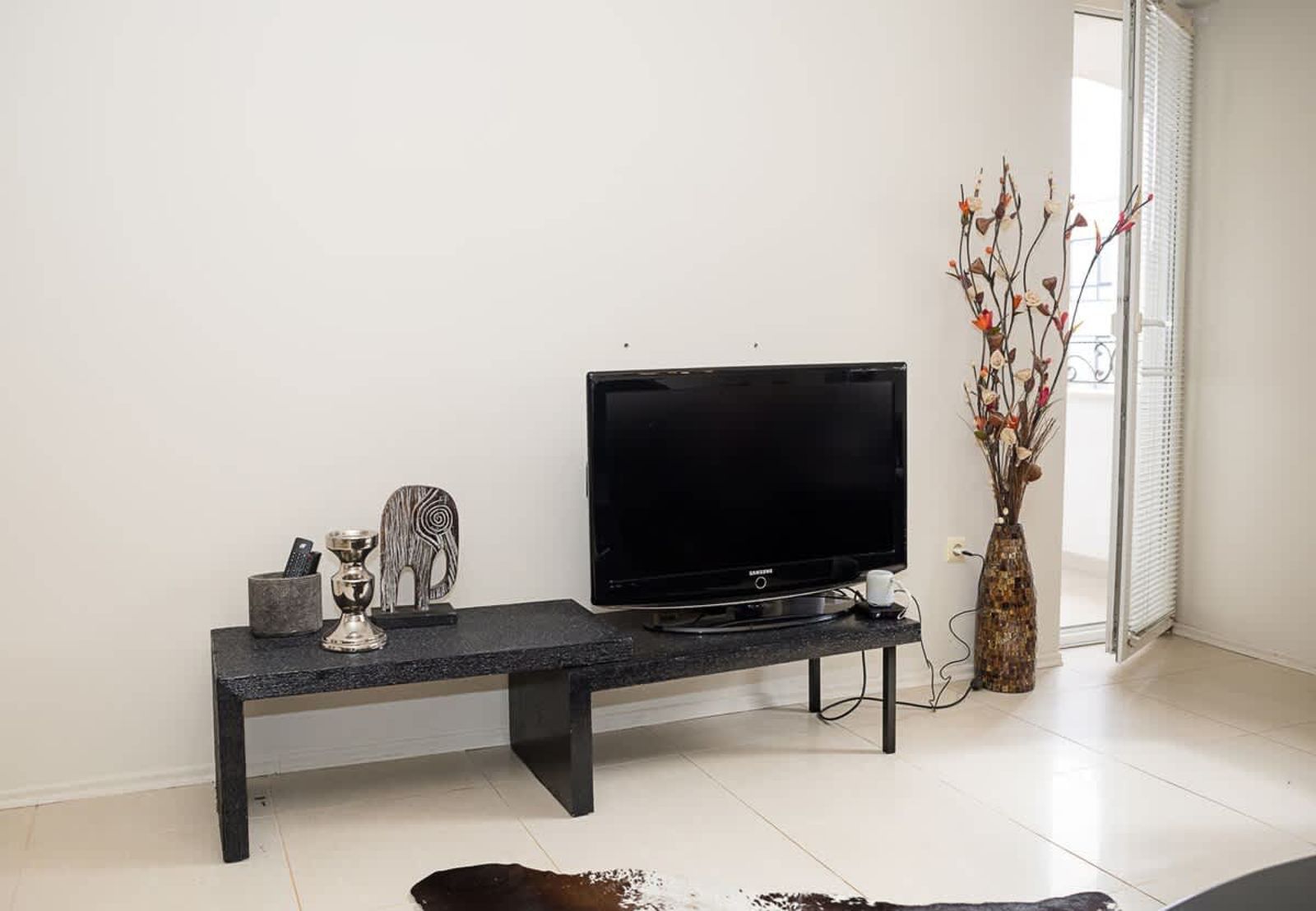 Modern 2BD in Evksinograd with Pool &amp; Balcony - Photo 8