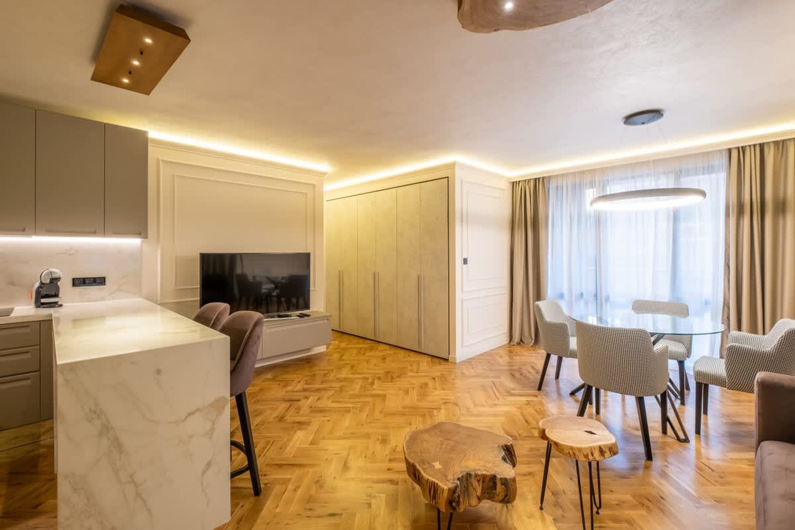 SOFapart Stylish &amp; Fancy Place | 1 BDR - Photo 13