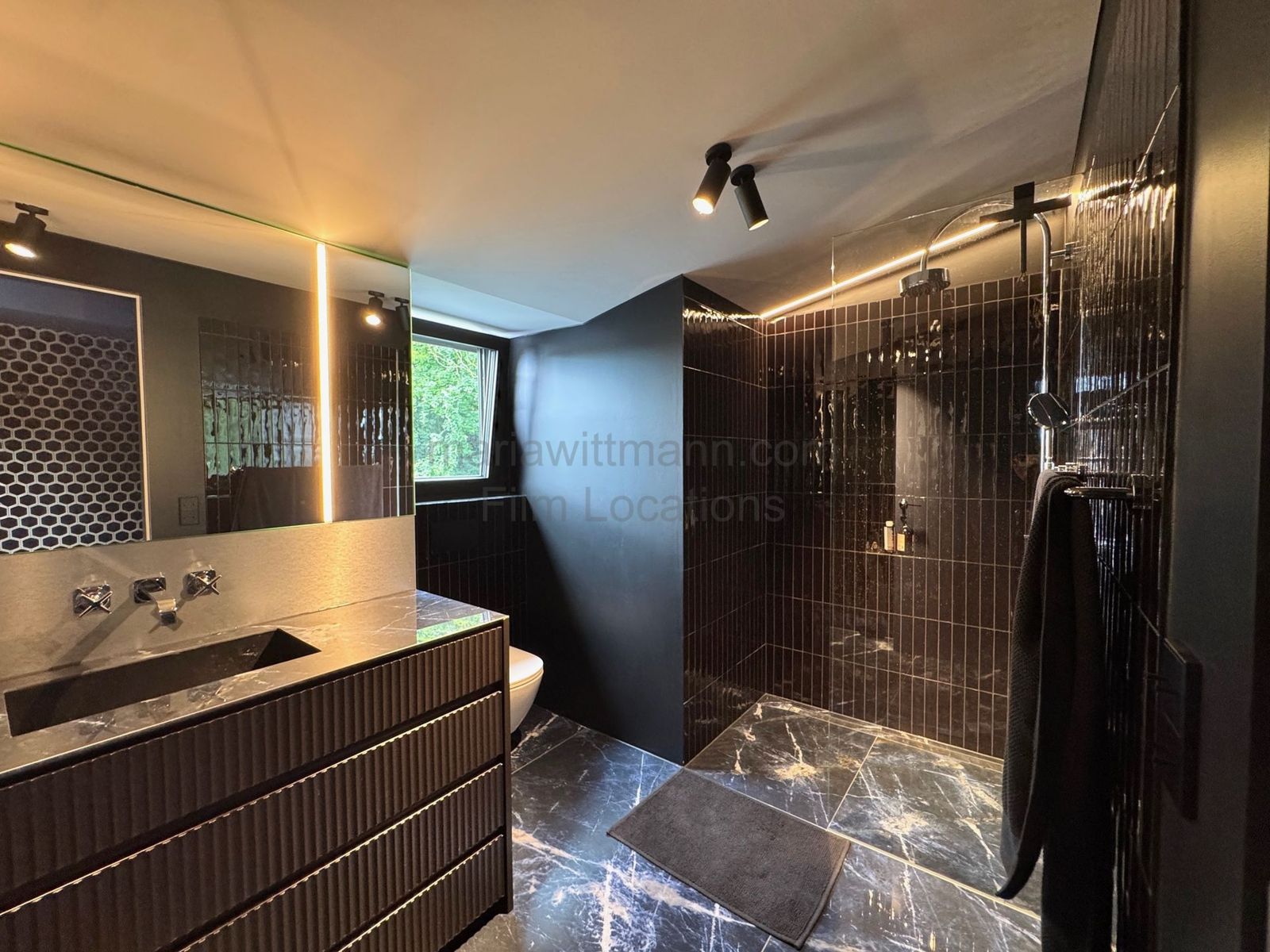 Location 491 - Photo 24