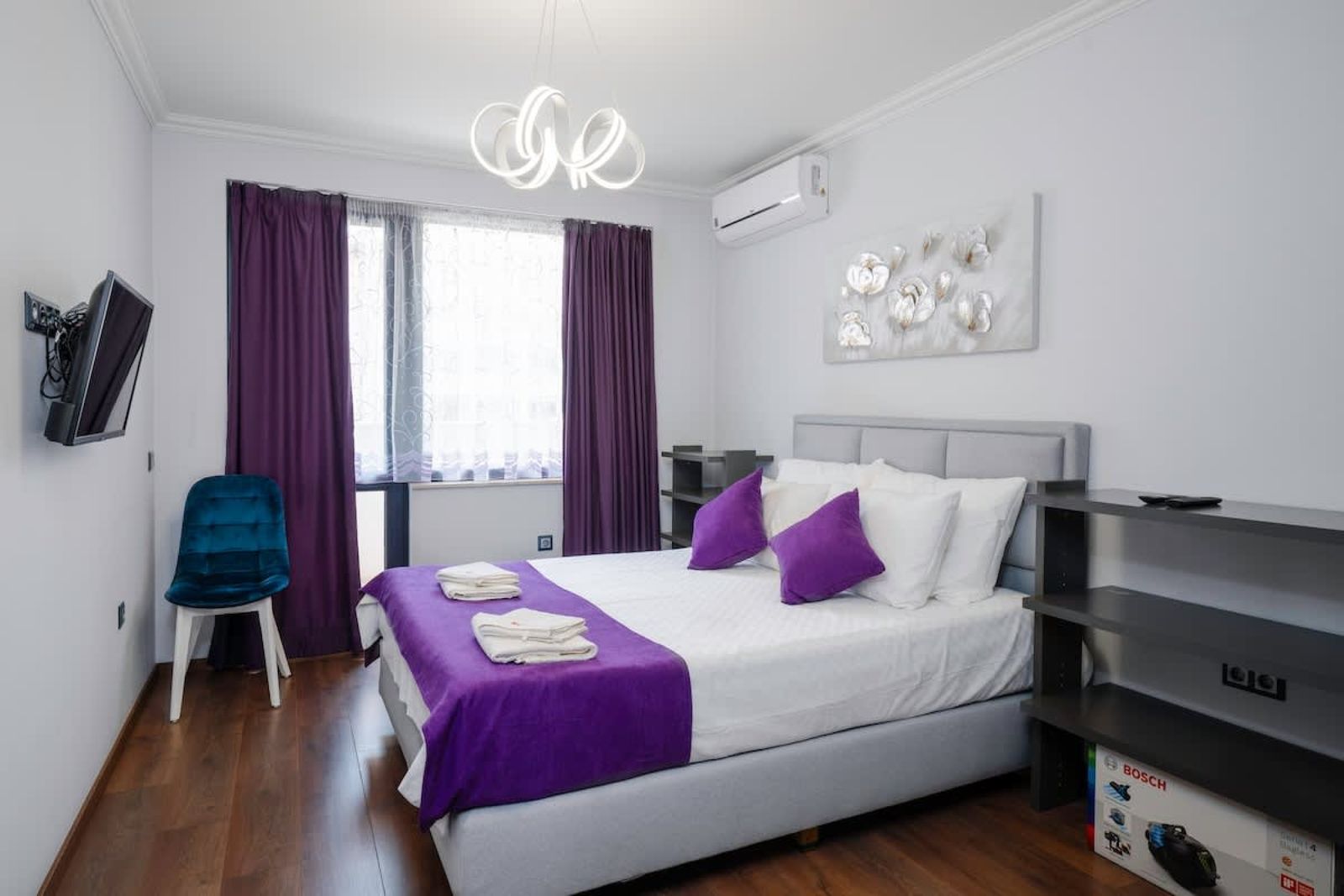 Feel at Home - Central 2BD Flat with Parking - Cover Photo