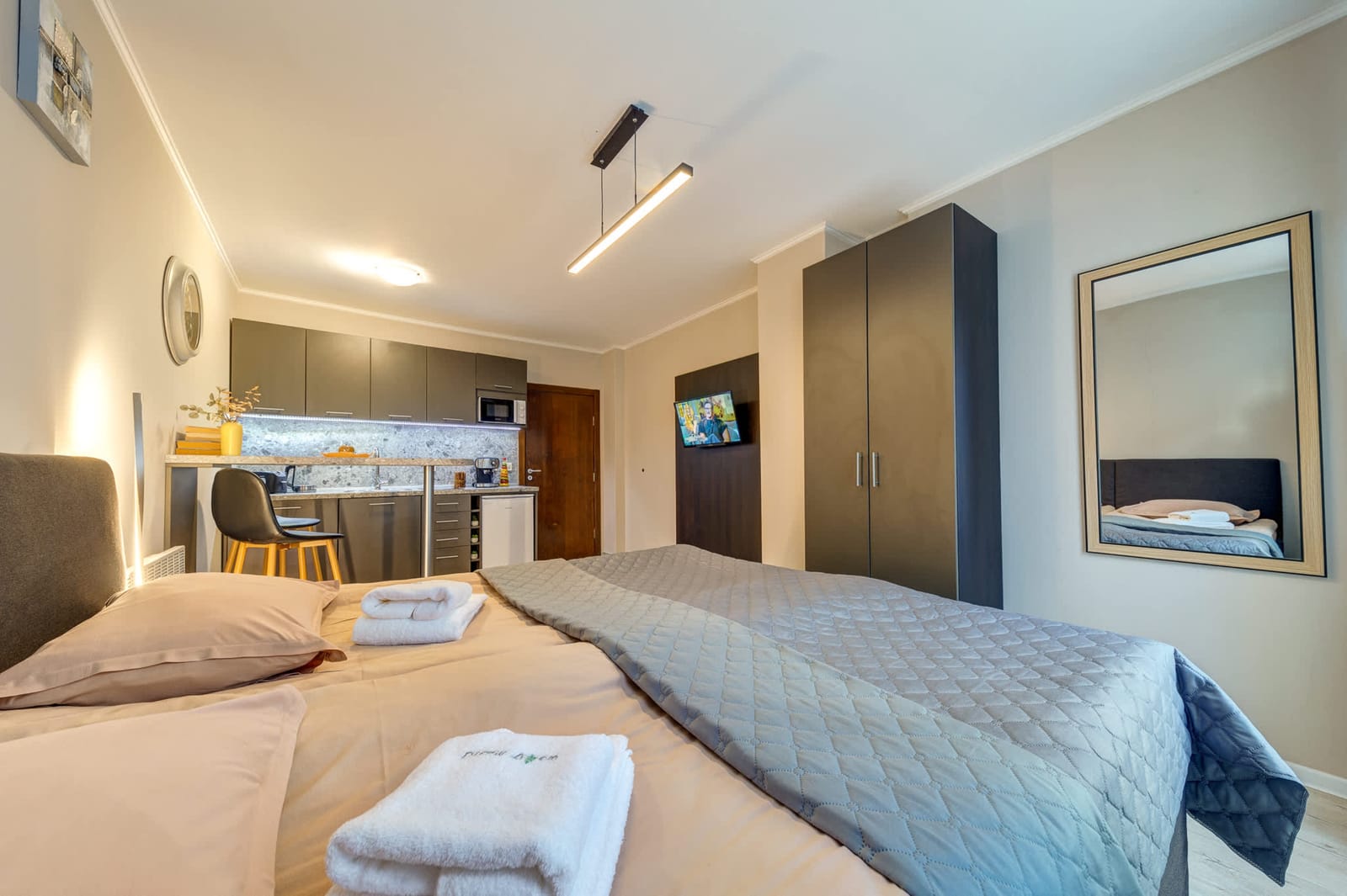 Studio in Dream View Resort - Photo 7