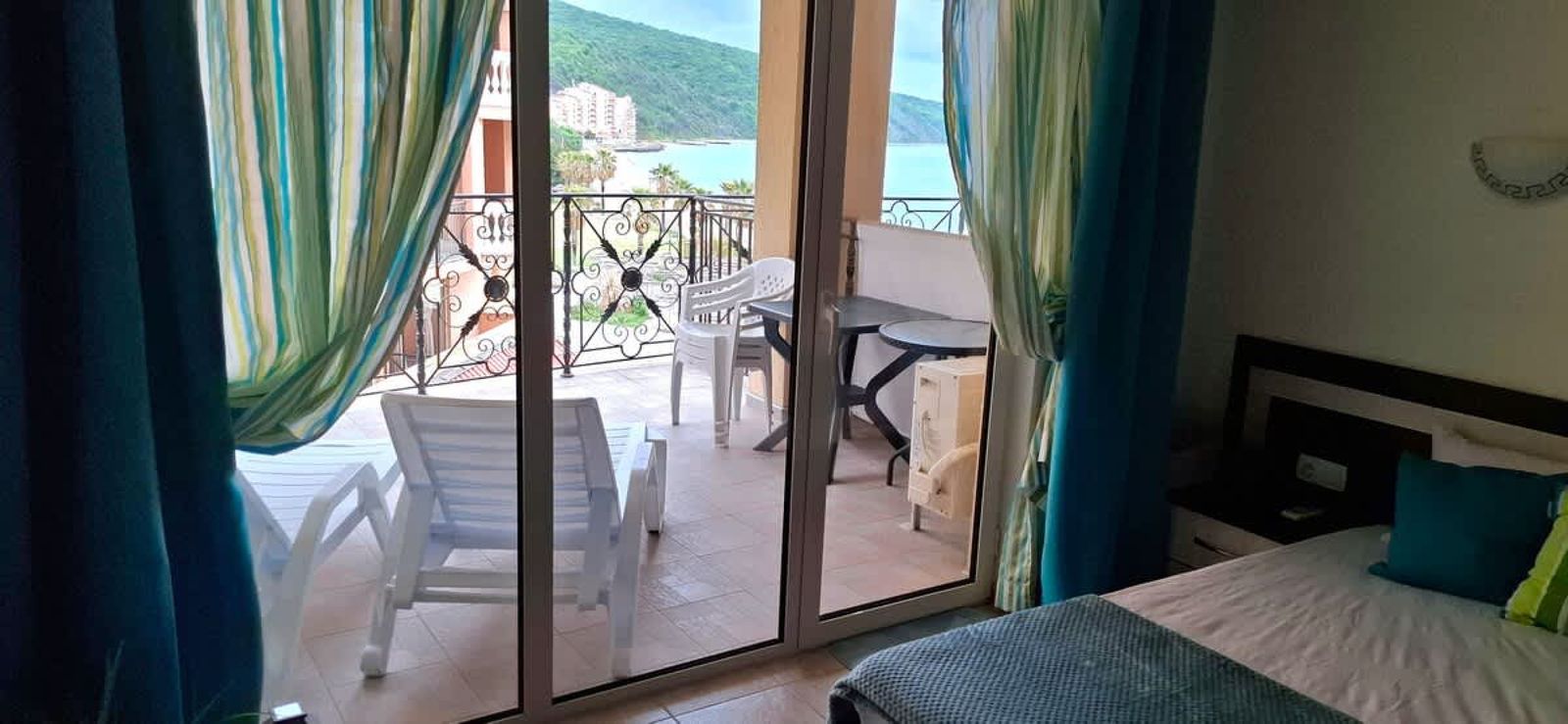 Stunning Sea View Studio in Elenite - Photo 17