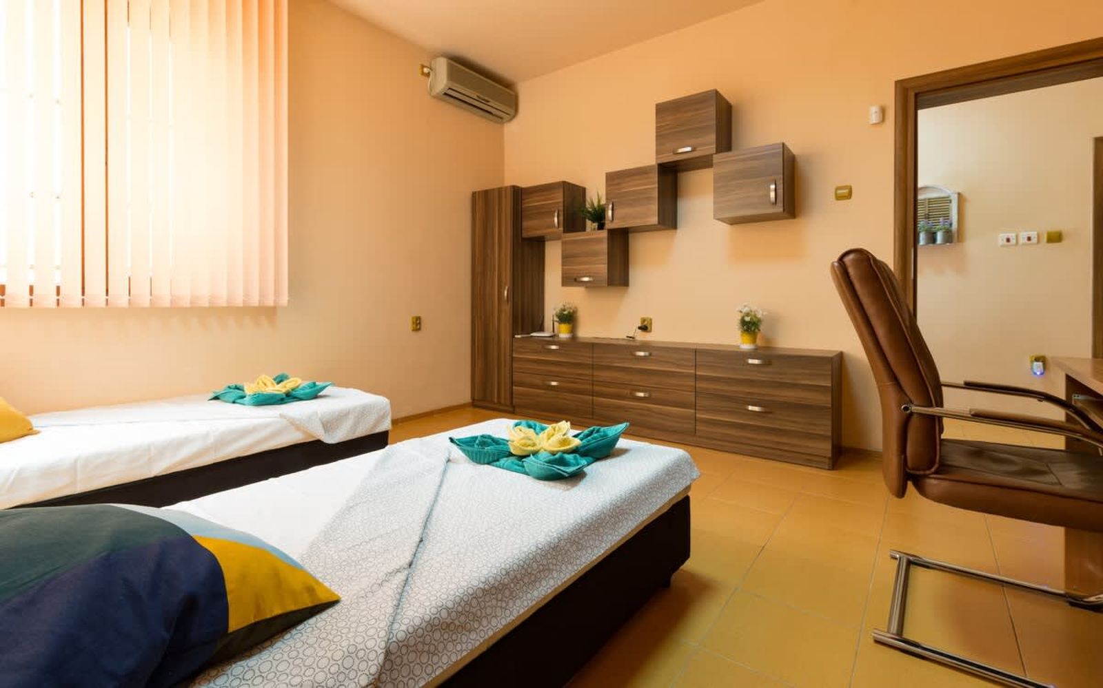 The Rocky House - Central &amp; Private 2BDR - Photo 12