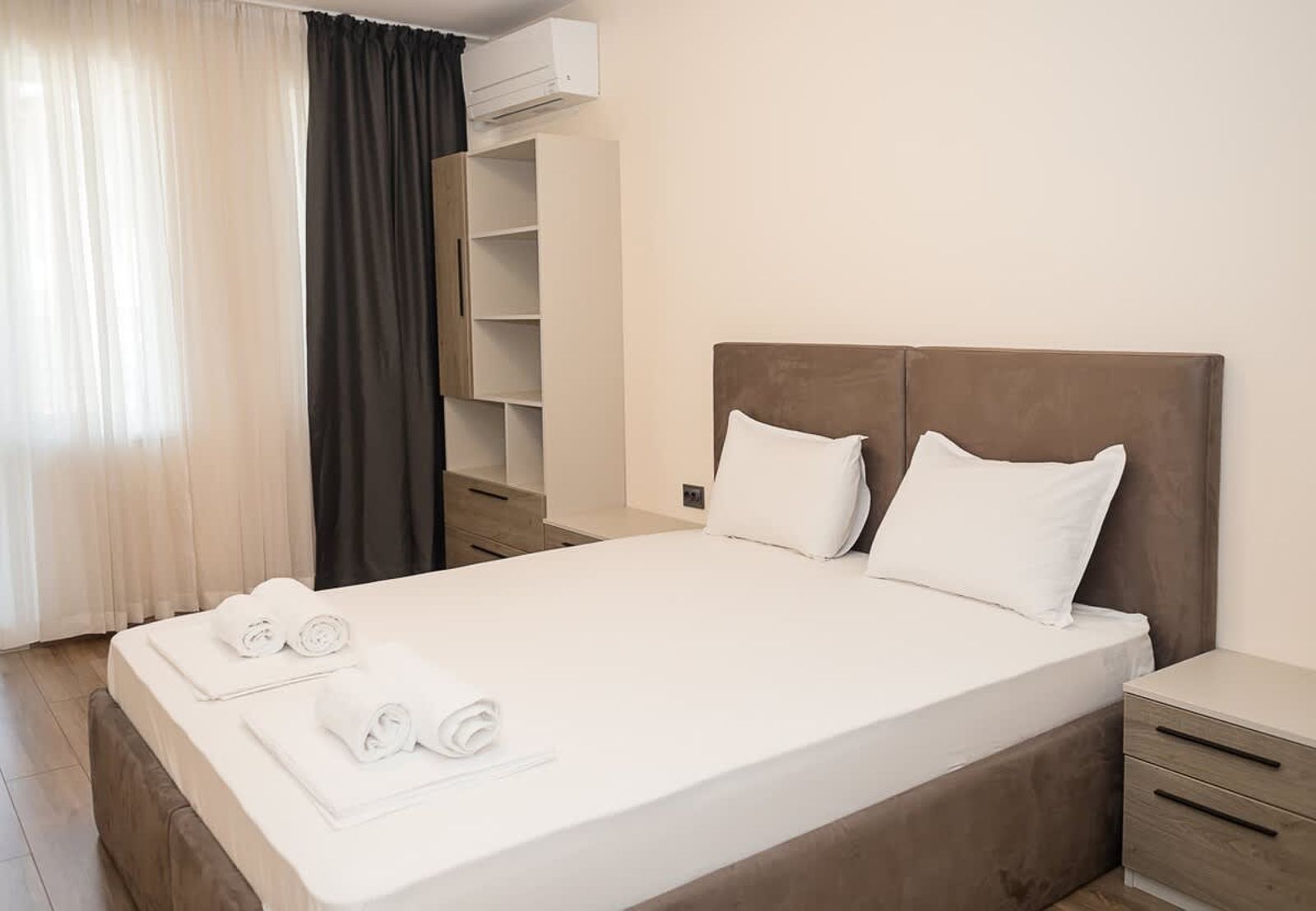 Exclusive Central Varna Apartment | 2 Beds+Parking - Photo 26