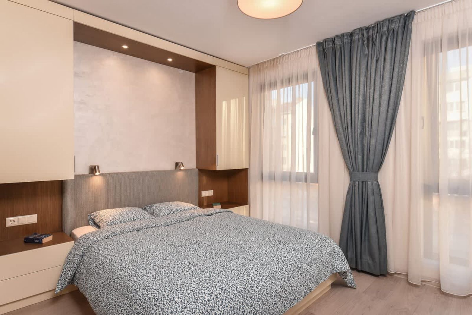 Stylish 1BD Flat + Elevator &amp; AC | Heart of Sofia - Photo 6