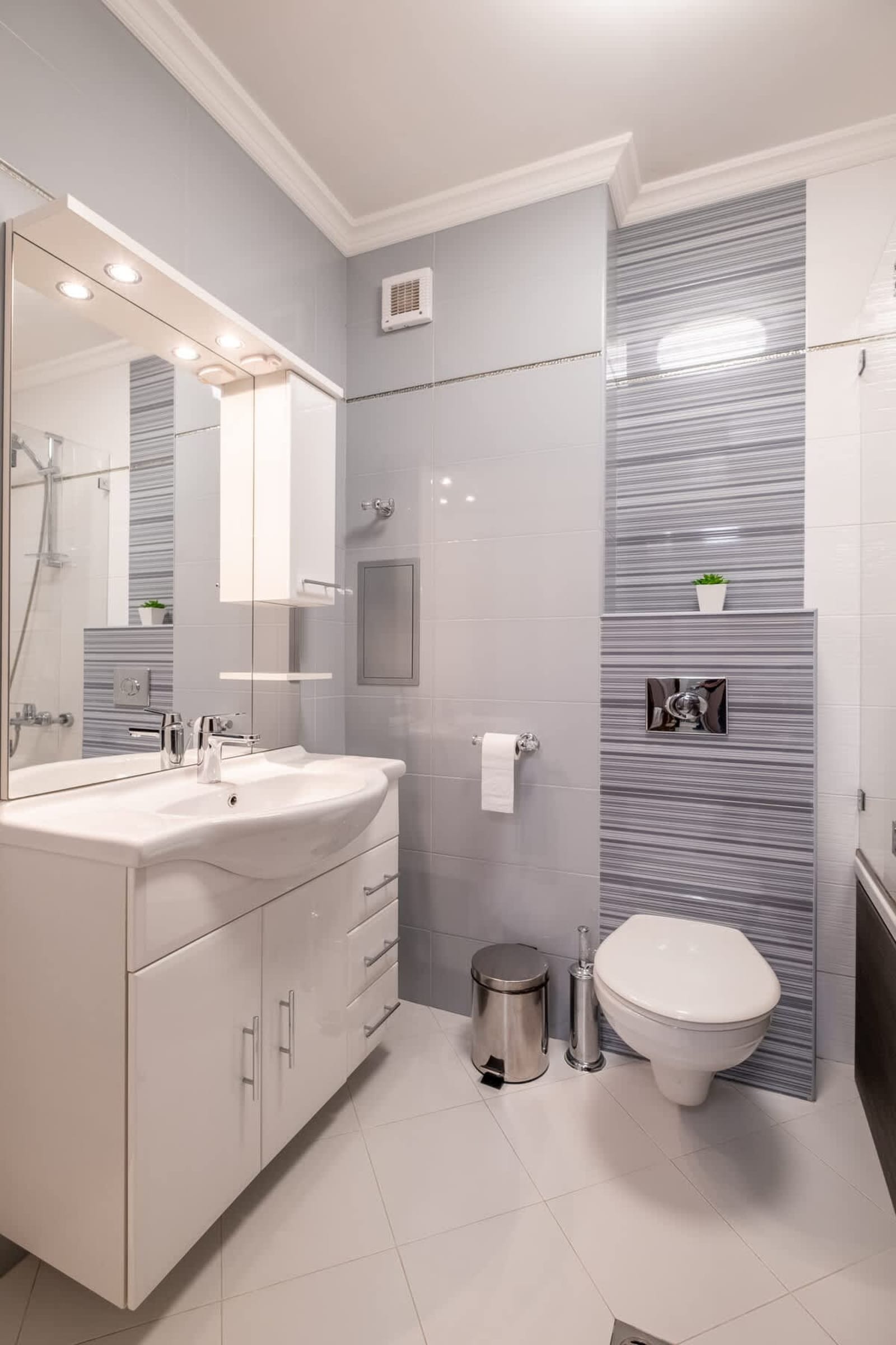 Jewelry - 1 bedroom apartment - Photo 15