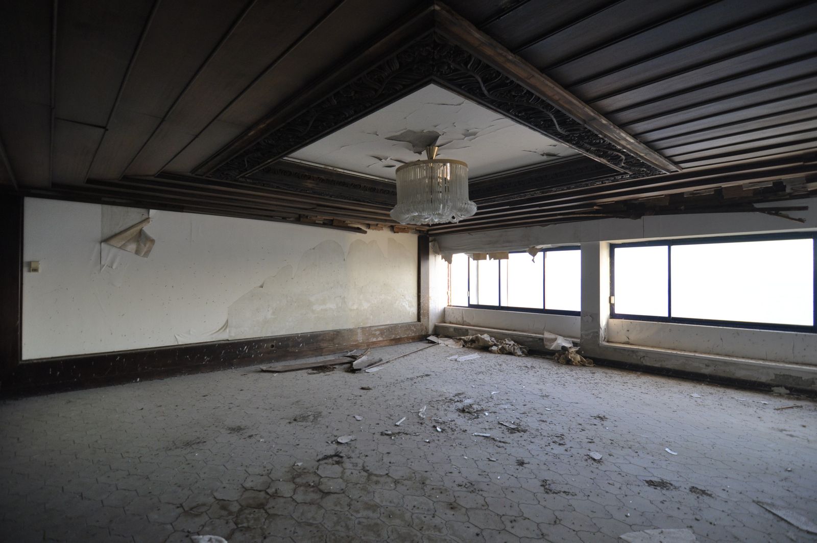 The Ghost Residence - Photo 50