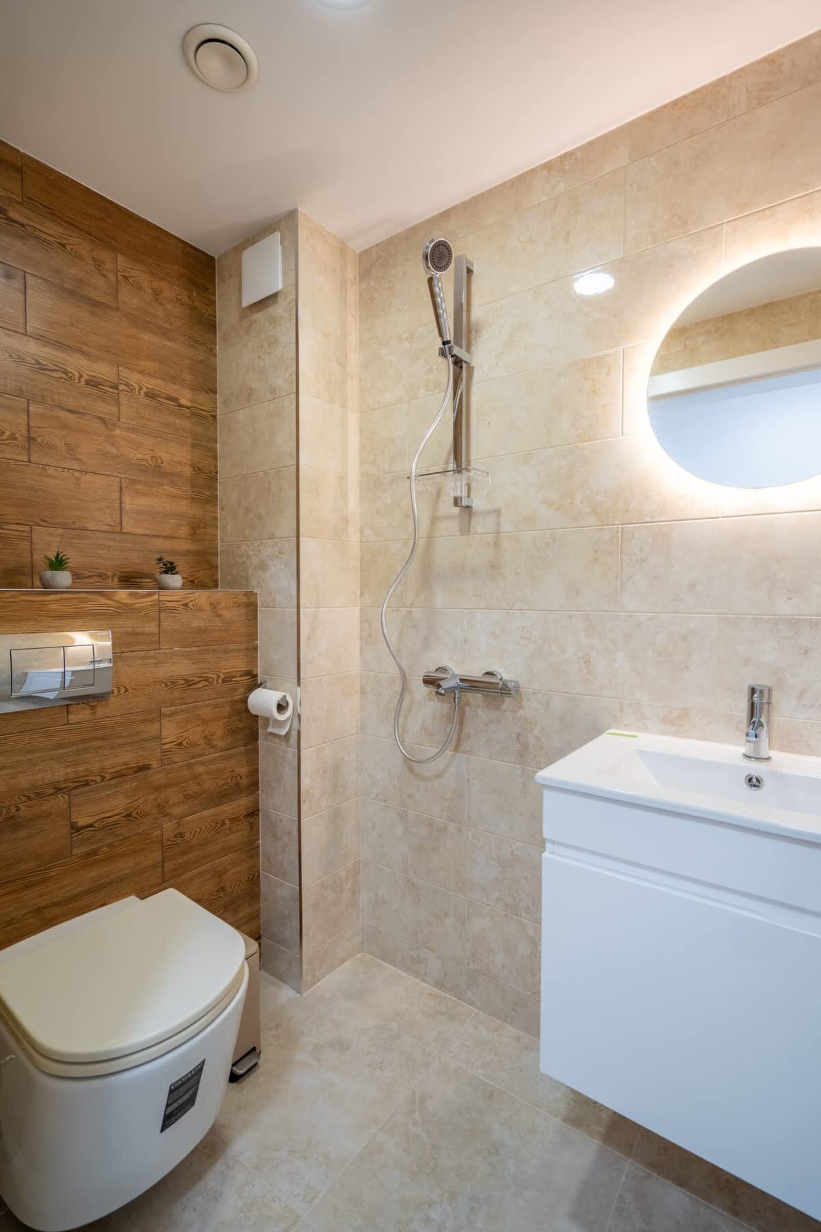 Fusion Finesse - 2BD with parking space - Photo 24