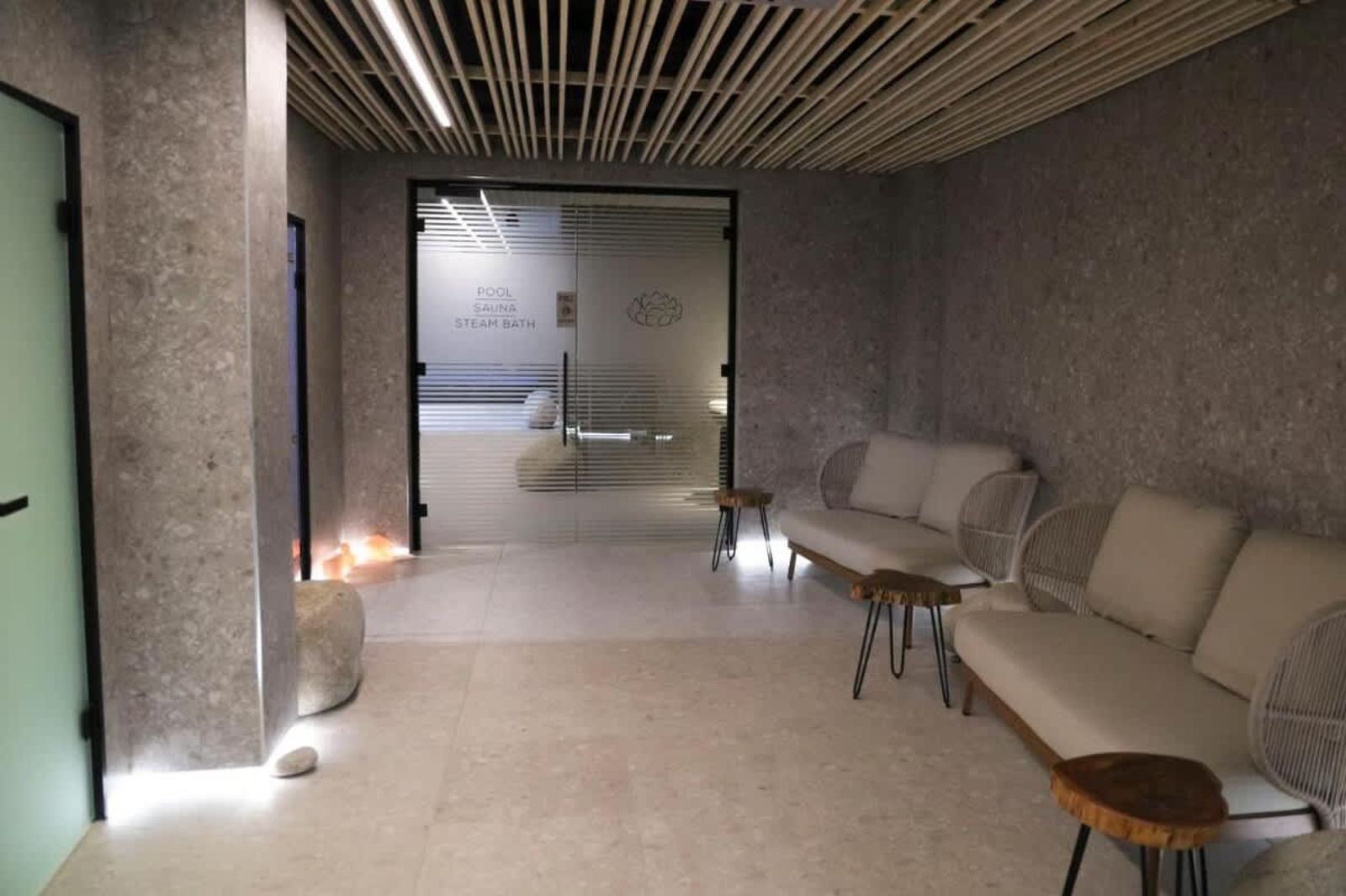 Flat In Azur Premium in St Constantine and Helena - Photo 22