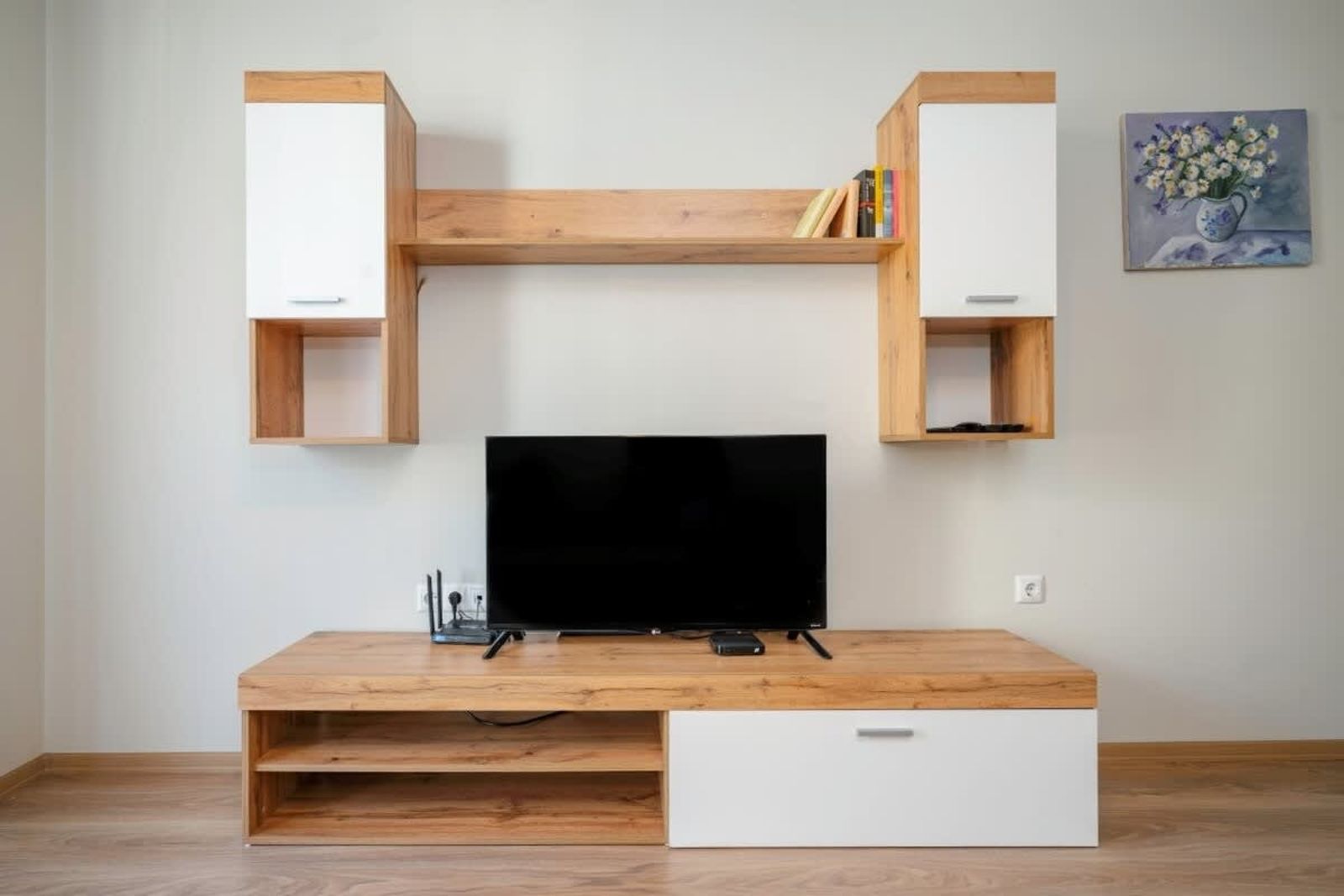 1BD Apartment with AC &amp; Lift in Sofia City Center - Photo 14