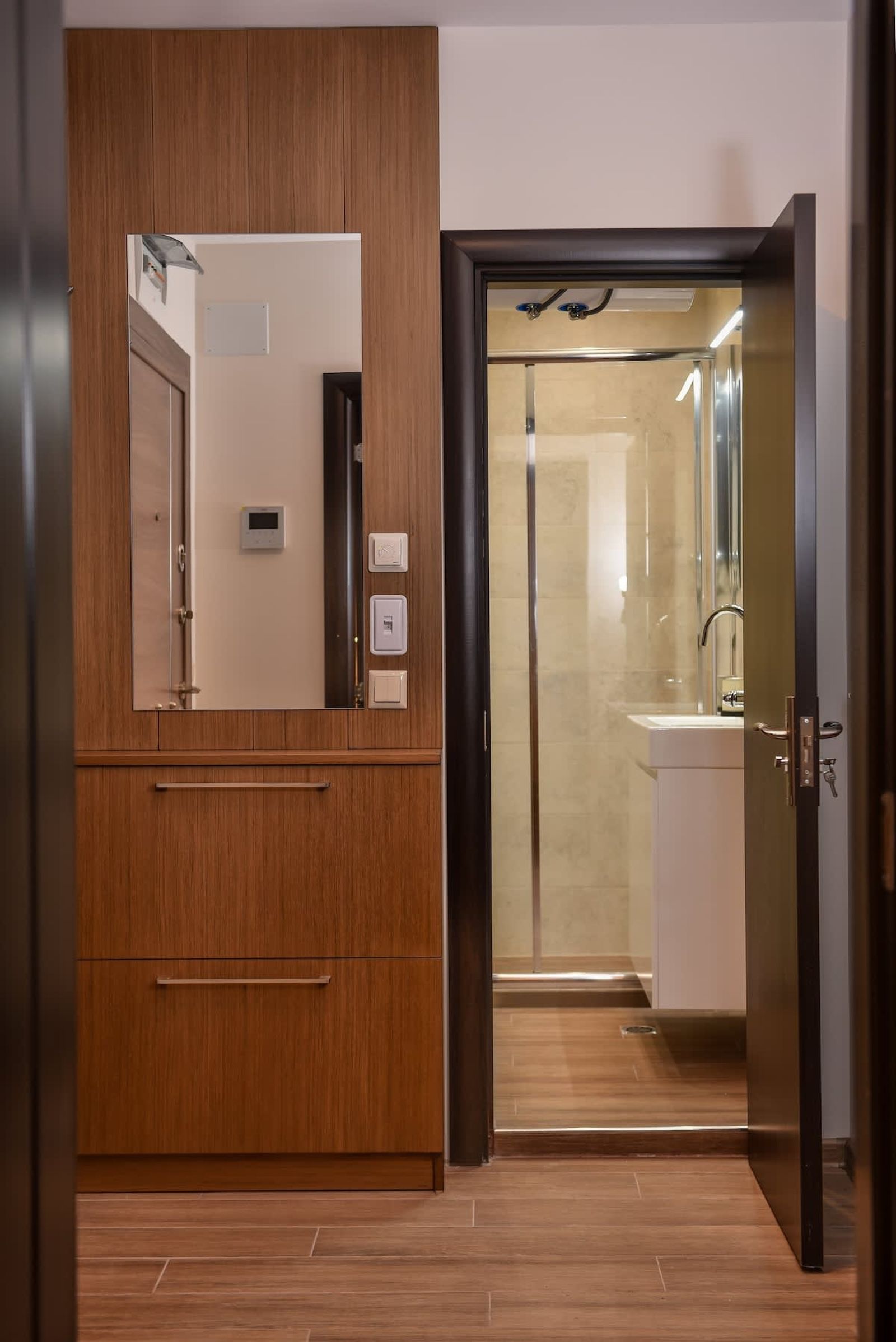 Stylish 1BD Flat + Elevator &amp; AC | Heart of Sofia - Photo 25