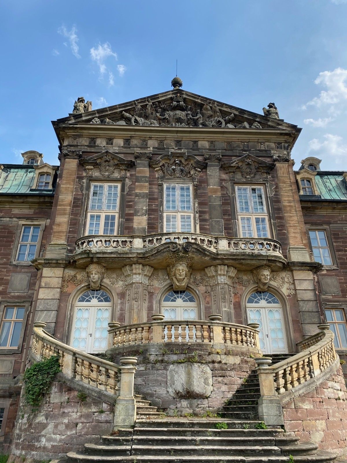 Castle of Burgscheidungen is a baroque secular building_23