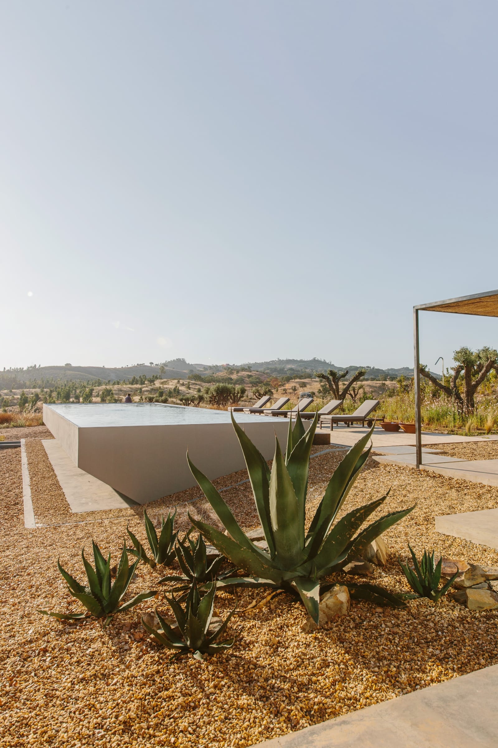 Casa da Volta — Contemporary Walled Villa with Courtyards &amp; Exceptional Natural Light - Photo 27