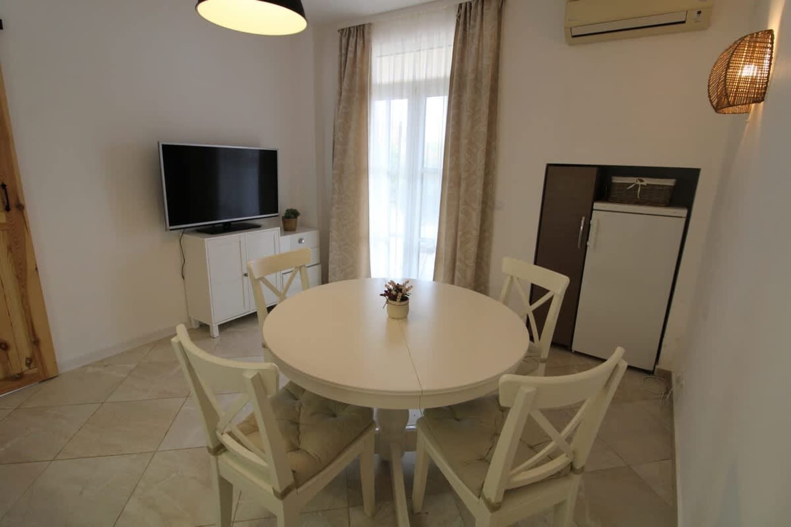 Cozy 2 bedroom apartment in Flores Garden - Photo 24