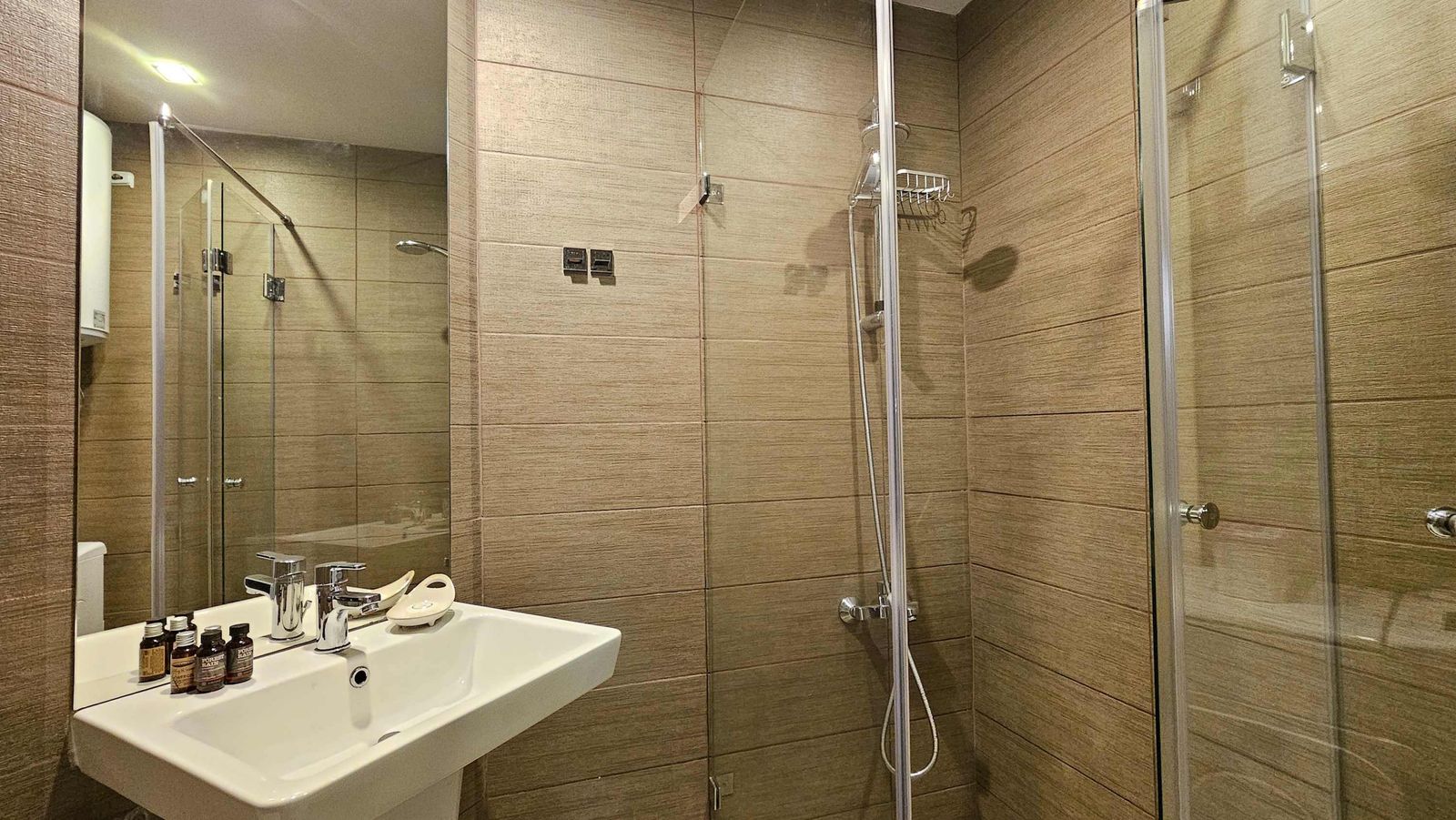 Cozy 2BD Flat near Serdika Center | Fast Wi-Fi - Photo 36